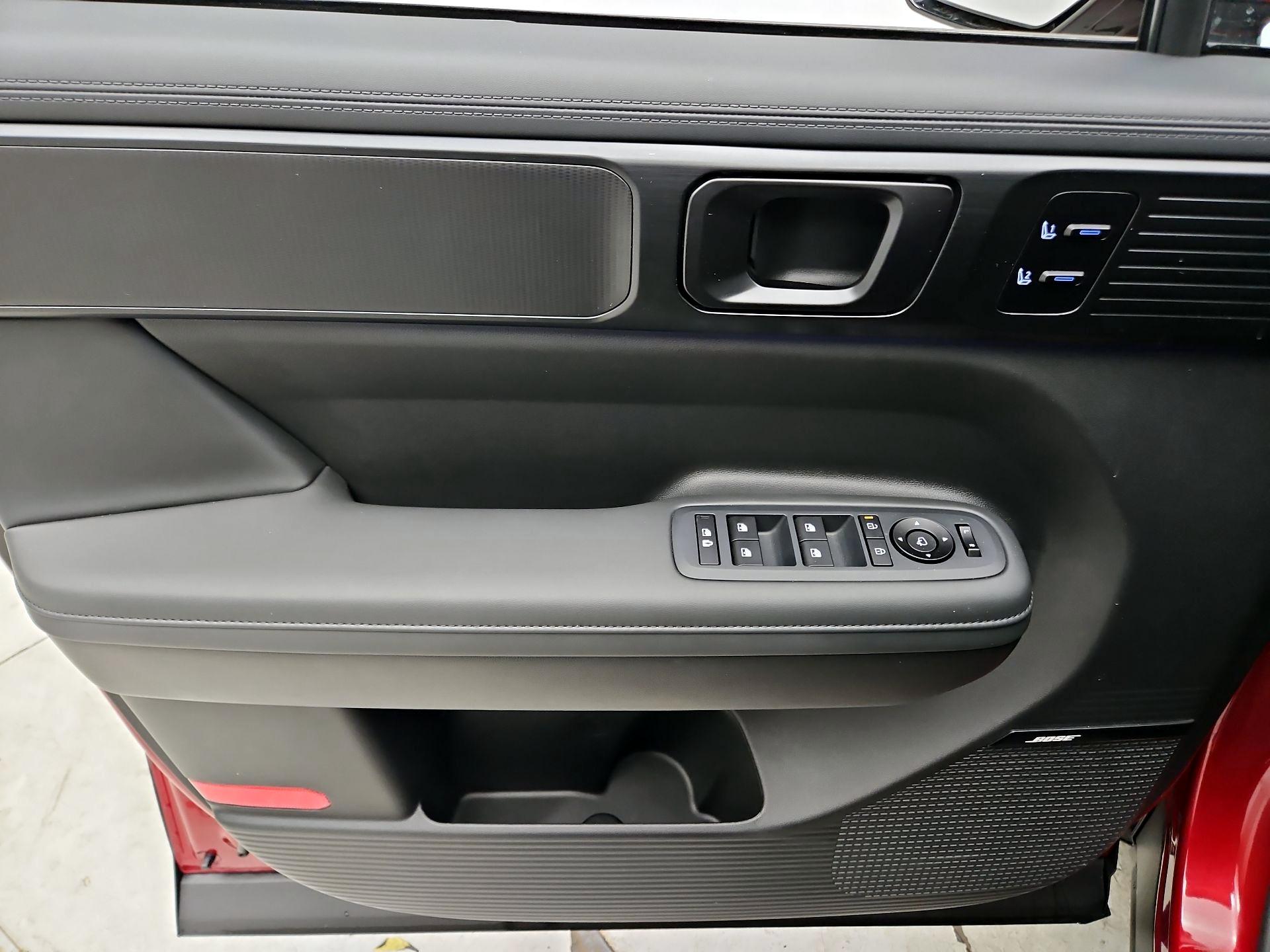 Thumbnail: 2026 Hyundai Santa Fe - 12