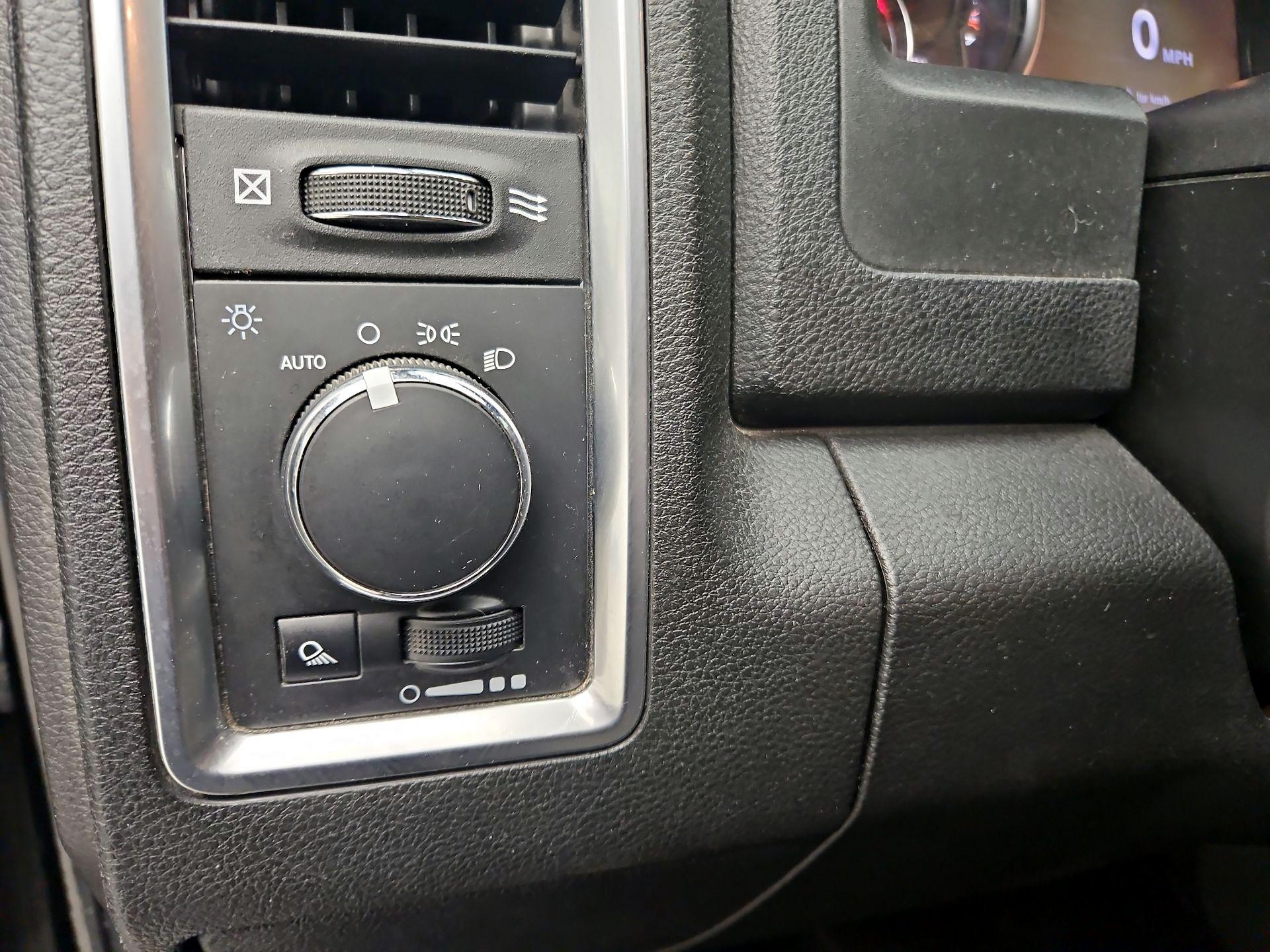 Thumbnail: 2023 RAM 1500 Classic - 13
