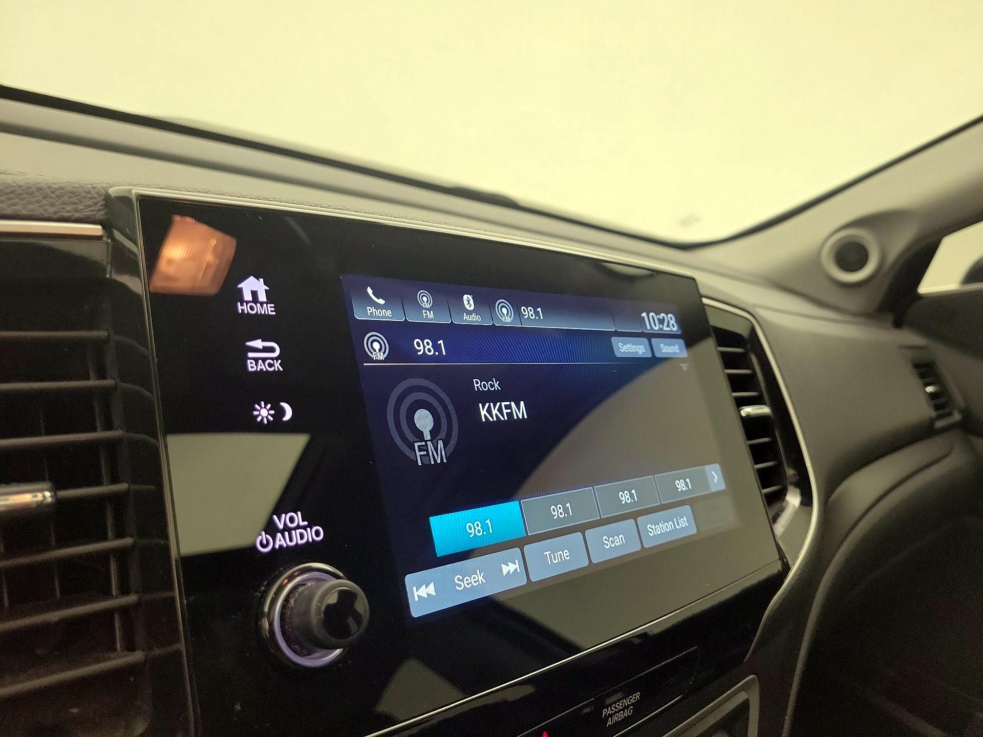 Thumbnail: 2021 Honda Pilot - 15