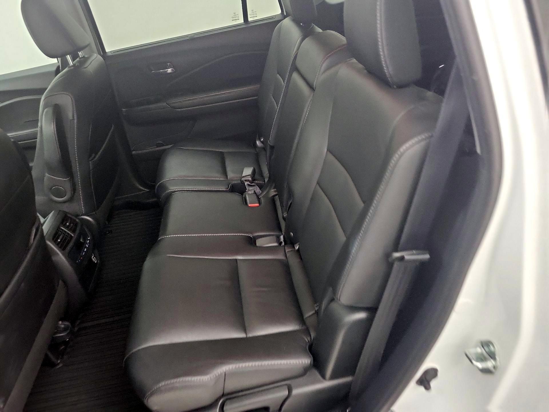 Thumbnail: 2021 Honda Pilot - 20