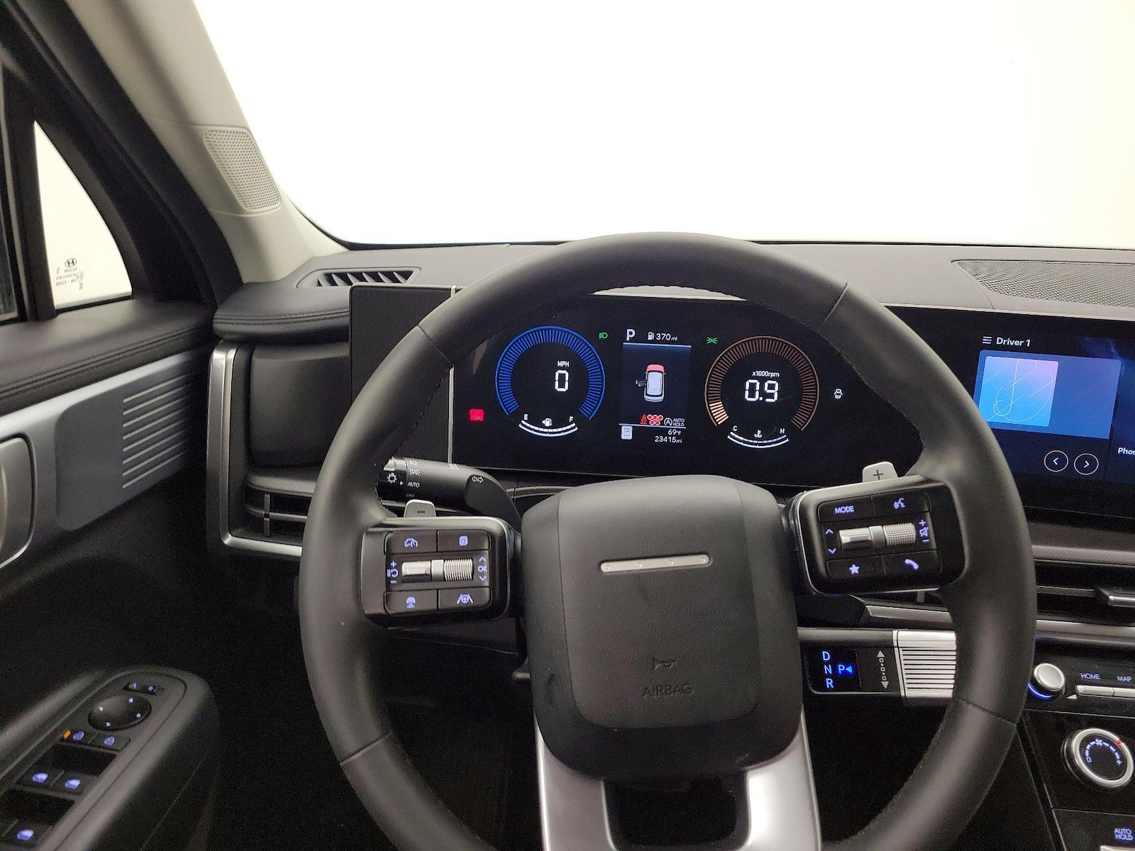 2024 Hyundai Santa Fe SE - Photo 11