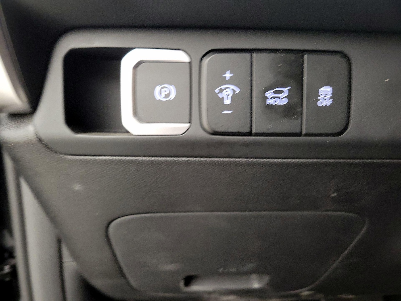 2024 Hyundai Santa Fe SE - Photo 14