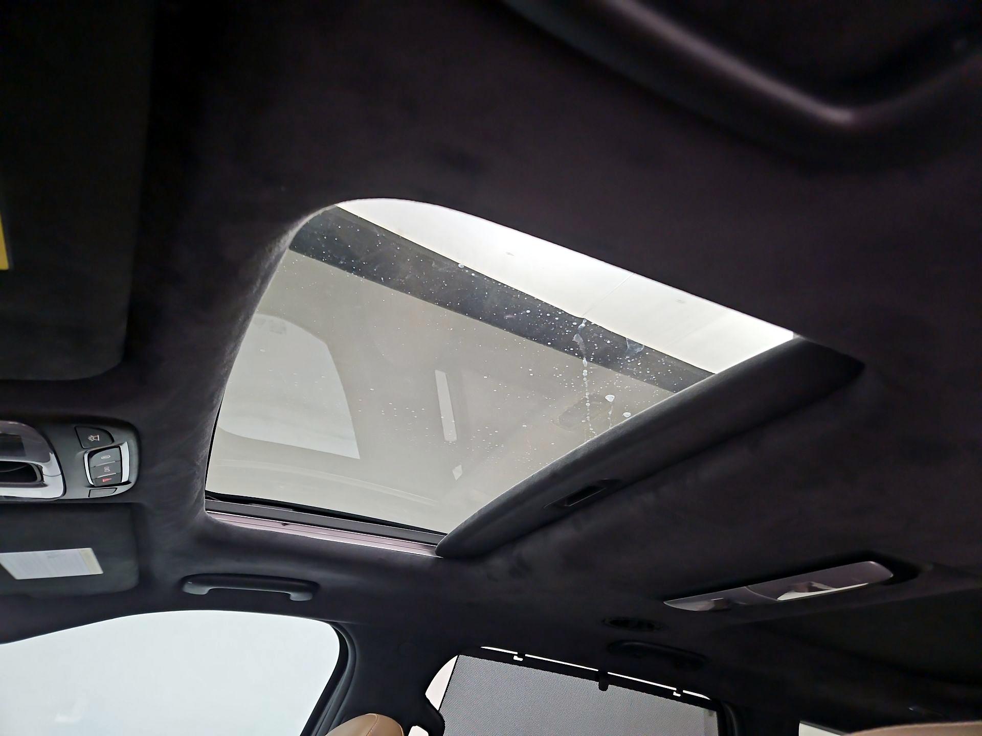 Thumbnail: 2020 Kia Telluride - 20