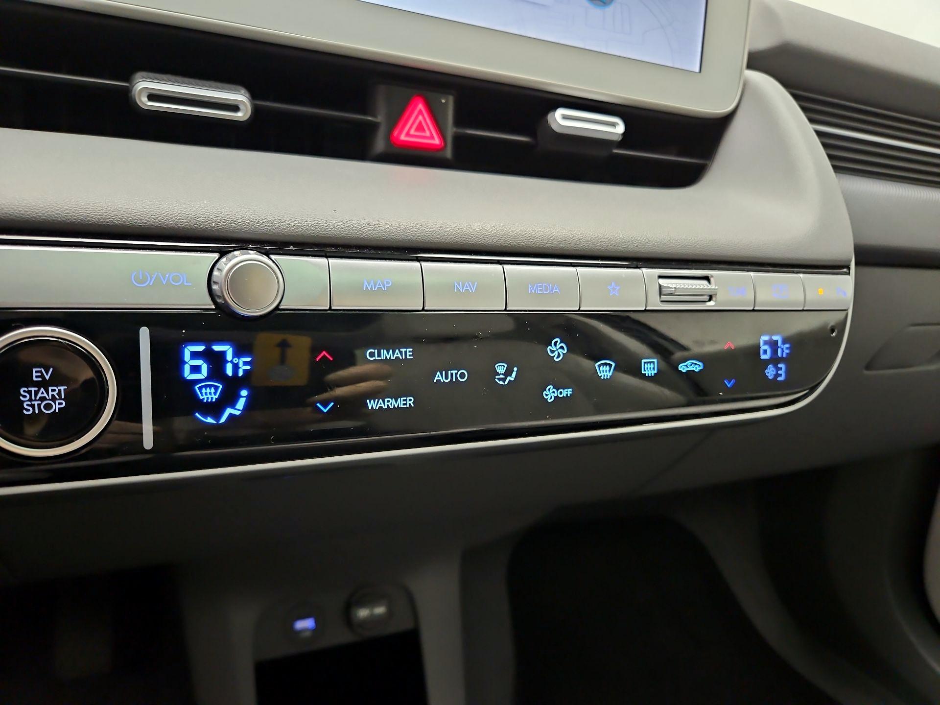 Thumbnail: 2023 Hyundai Ioniq 5 - 17