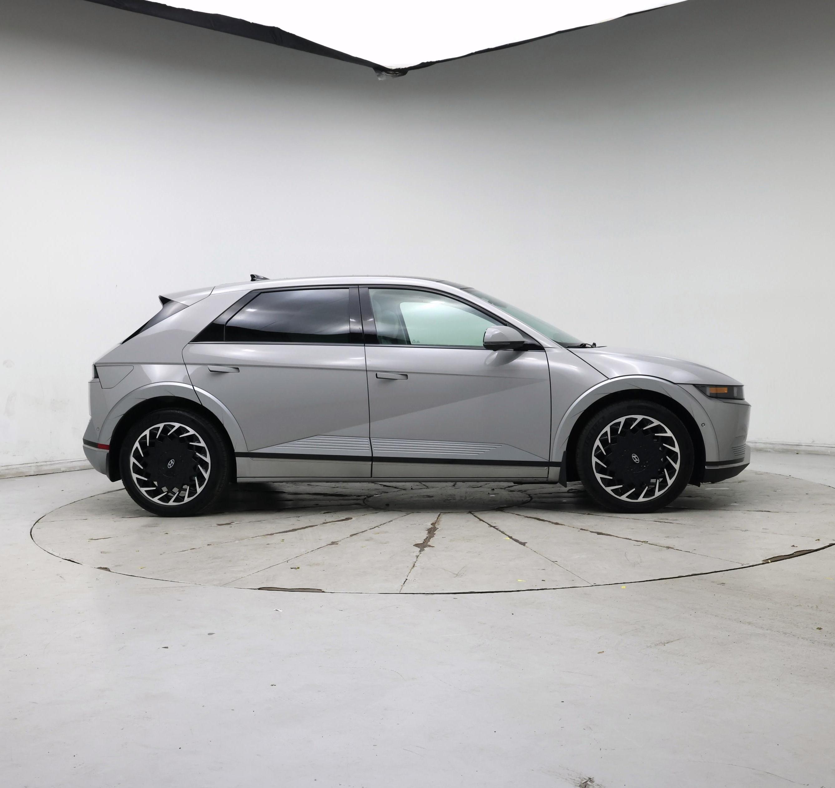 Thumbnail: 2023 Hyundai Ioniq 5 - 7