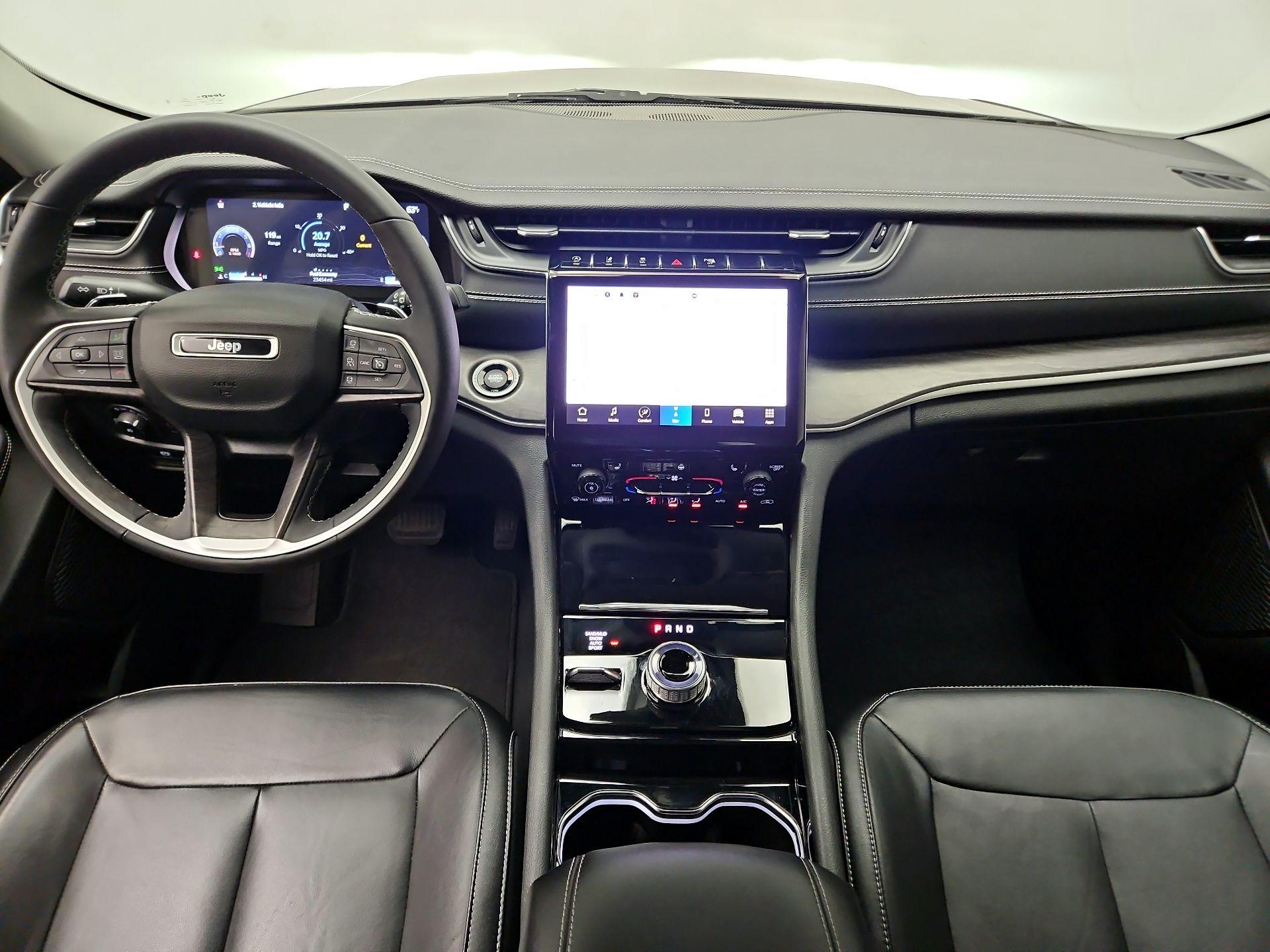 Thumbnail: 2023 Jeep Grand Cherokee - 9