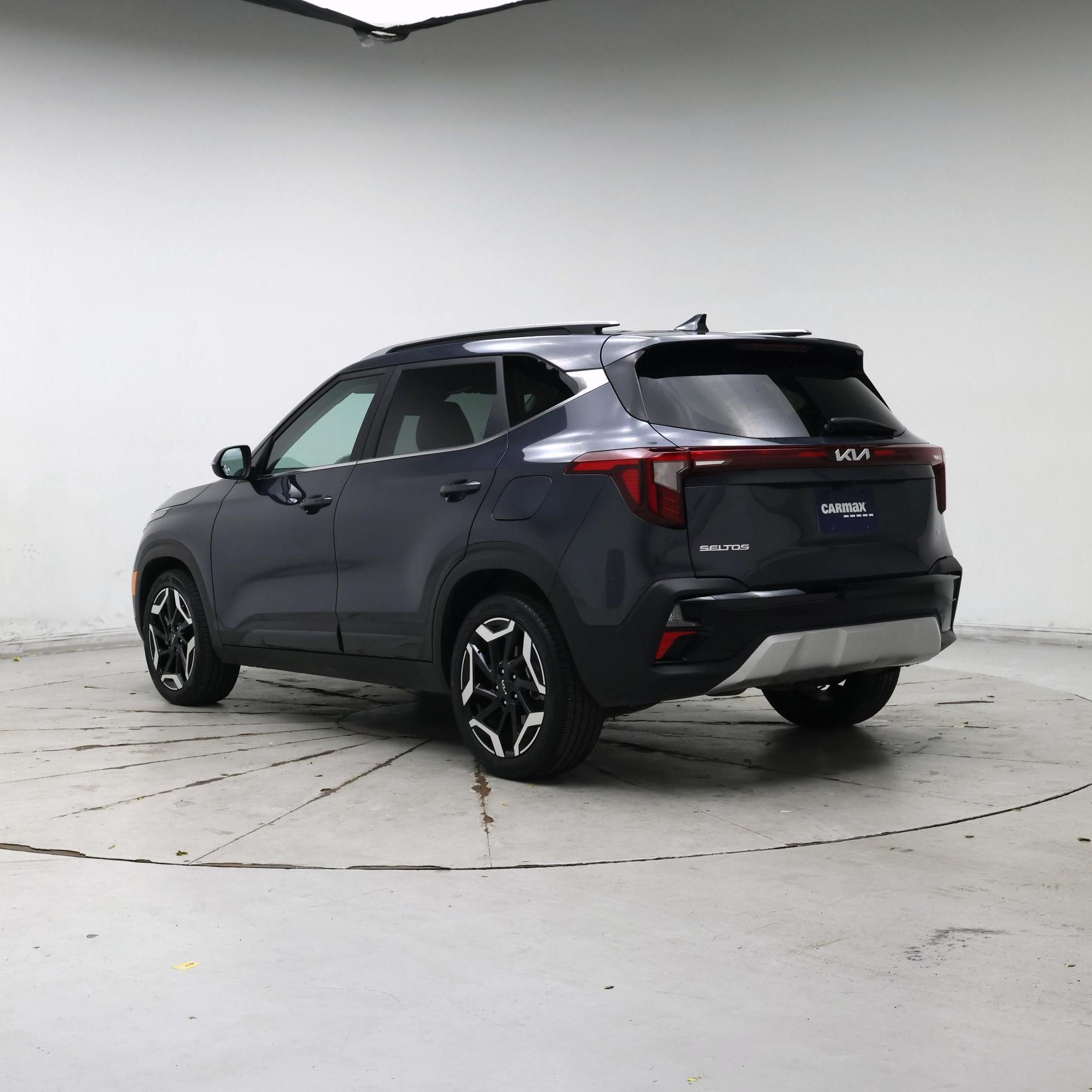 Thumbnail: 2024 Kia Seltos - 2