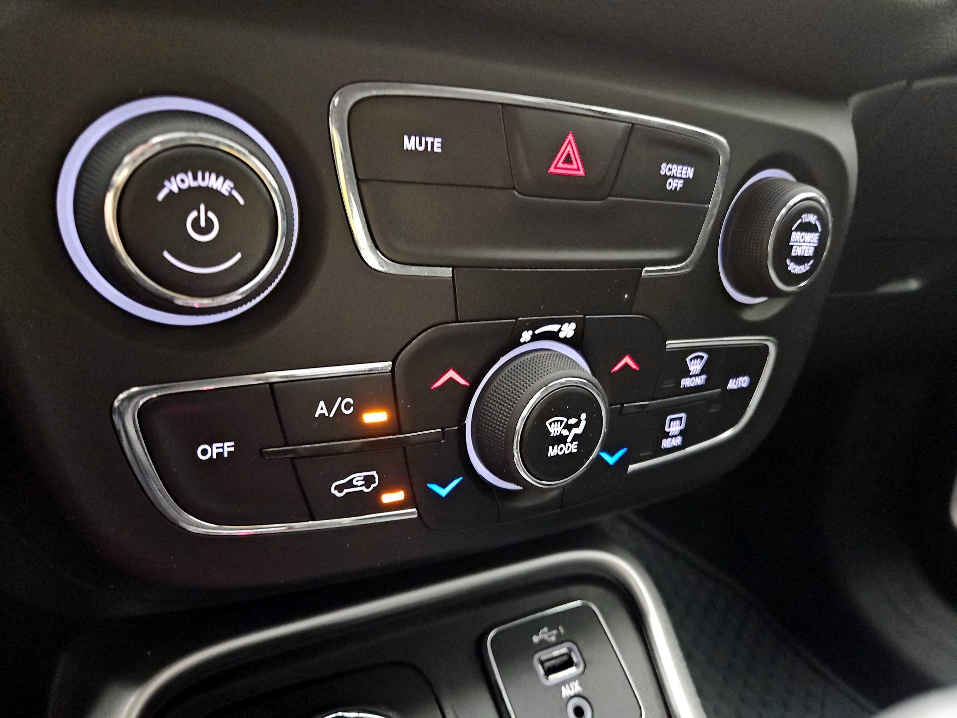 Thumbnail: 2019 Jeep Compass - 14