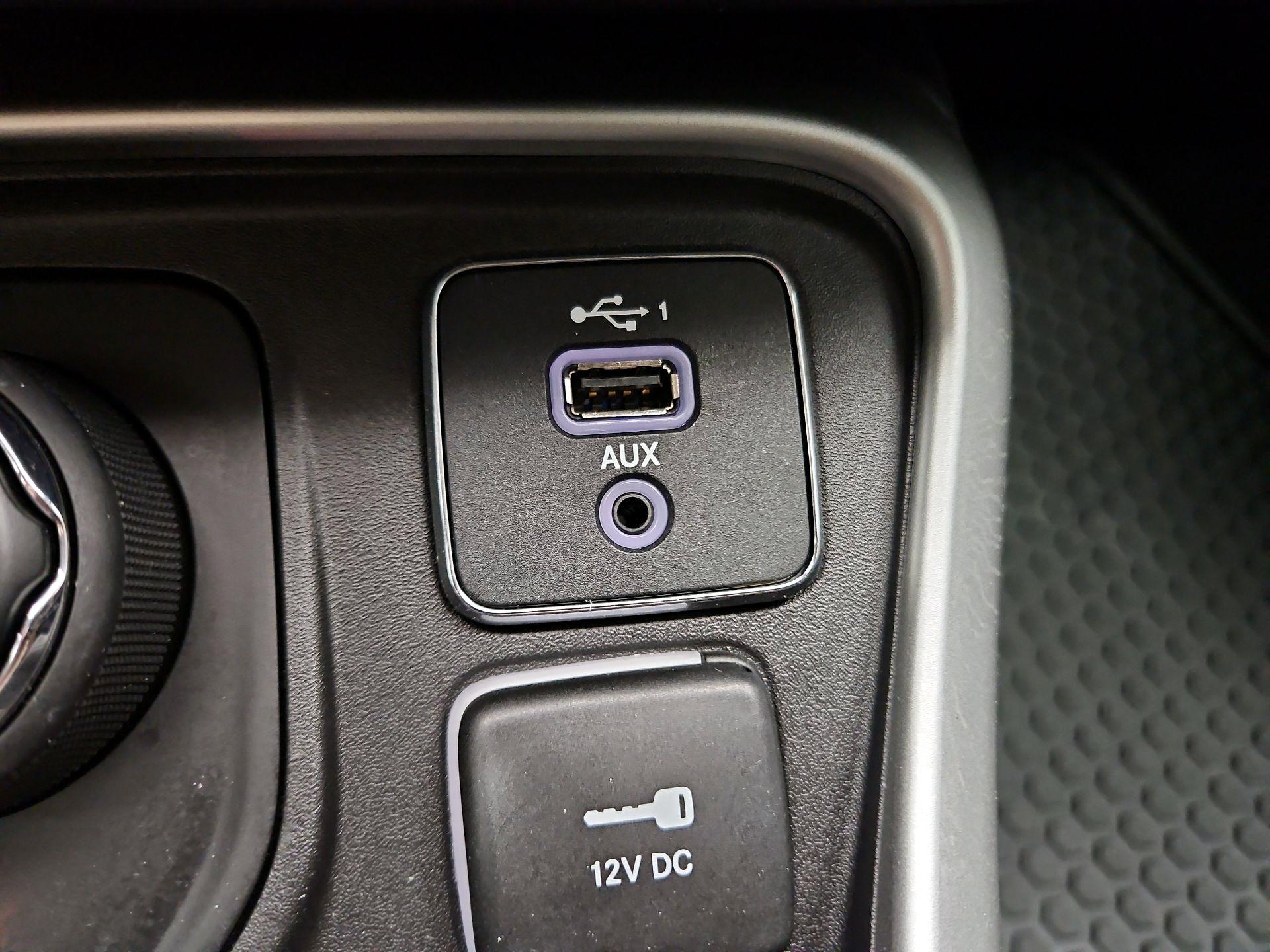 Thumbnail: 2019 Jeep Compass - 16