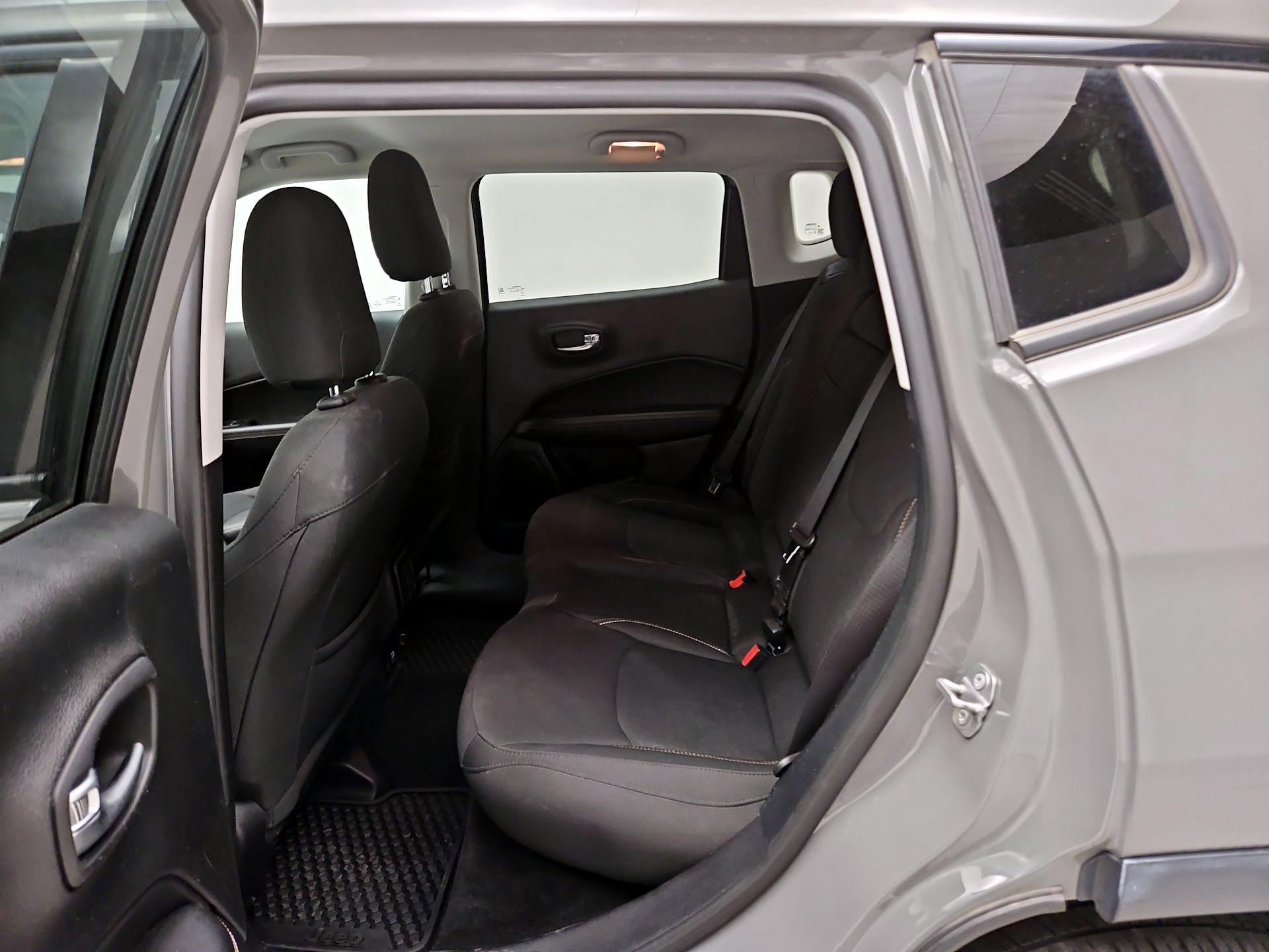 Thumbnail: 2019 Jeep Compass - 17