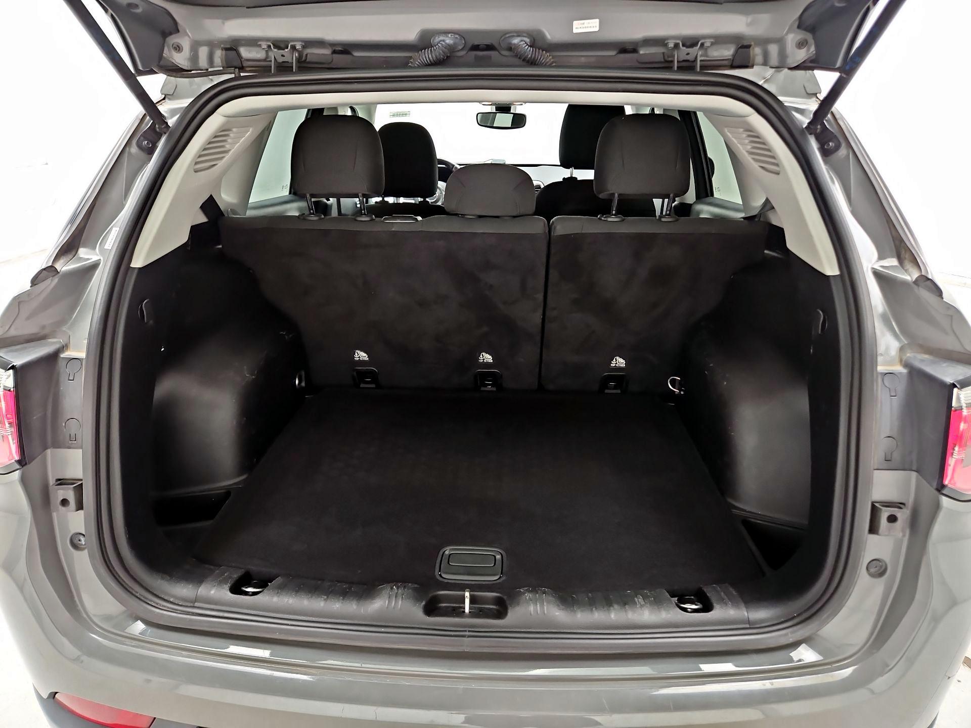 Thumbnail: 2019 Jeep Compass - 18