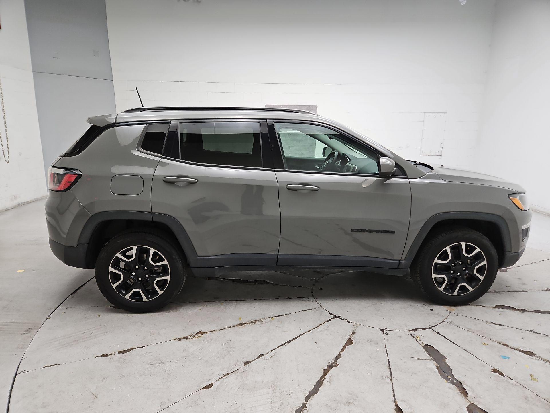 Thumbnail: 2019 Jeep Compass - 4