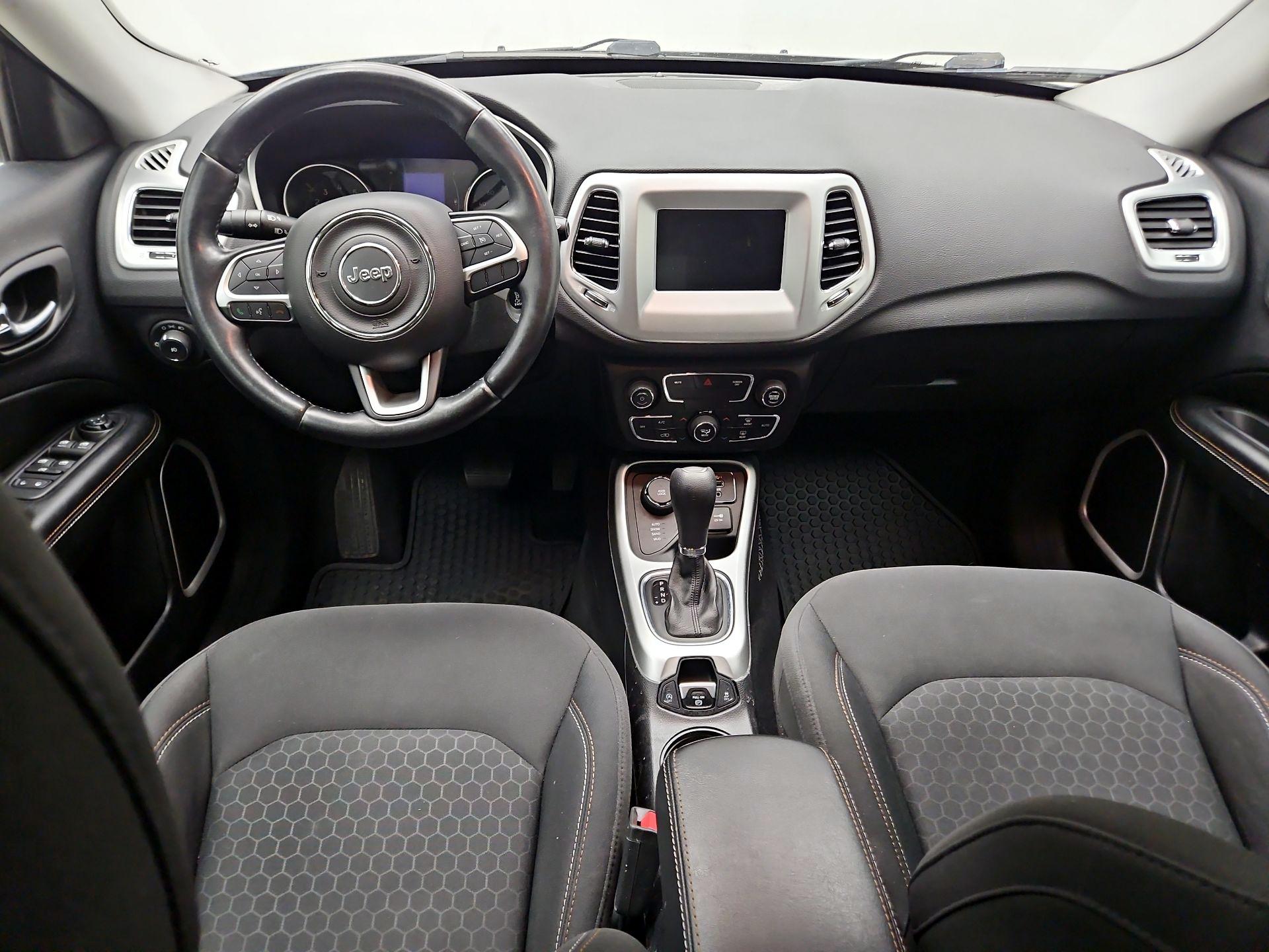 Thumbnail: 2019 Jeep Compass - 8