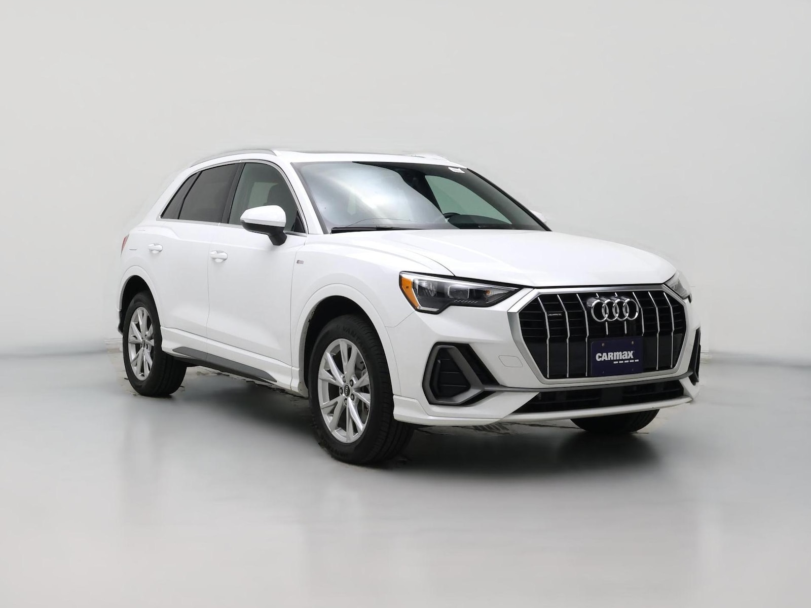 2022 Audi Q3