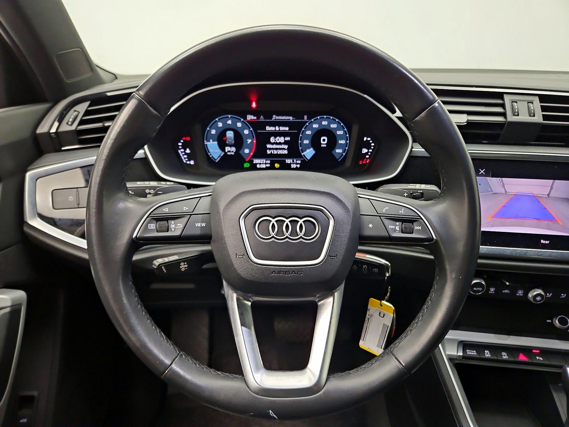 Thumbnail: 2022 Audi Q3 - 10