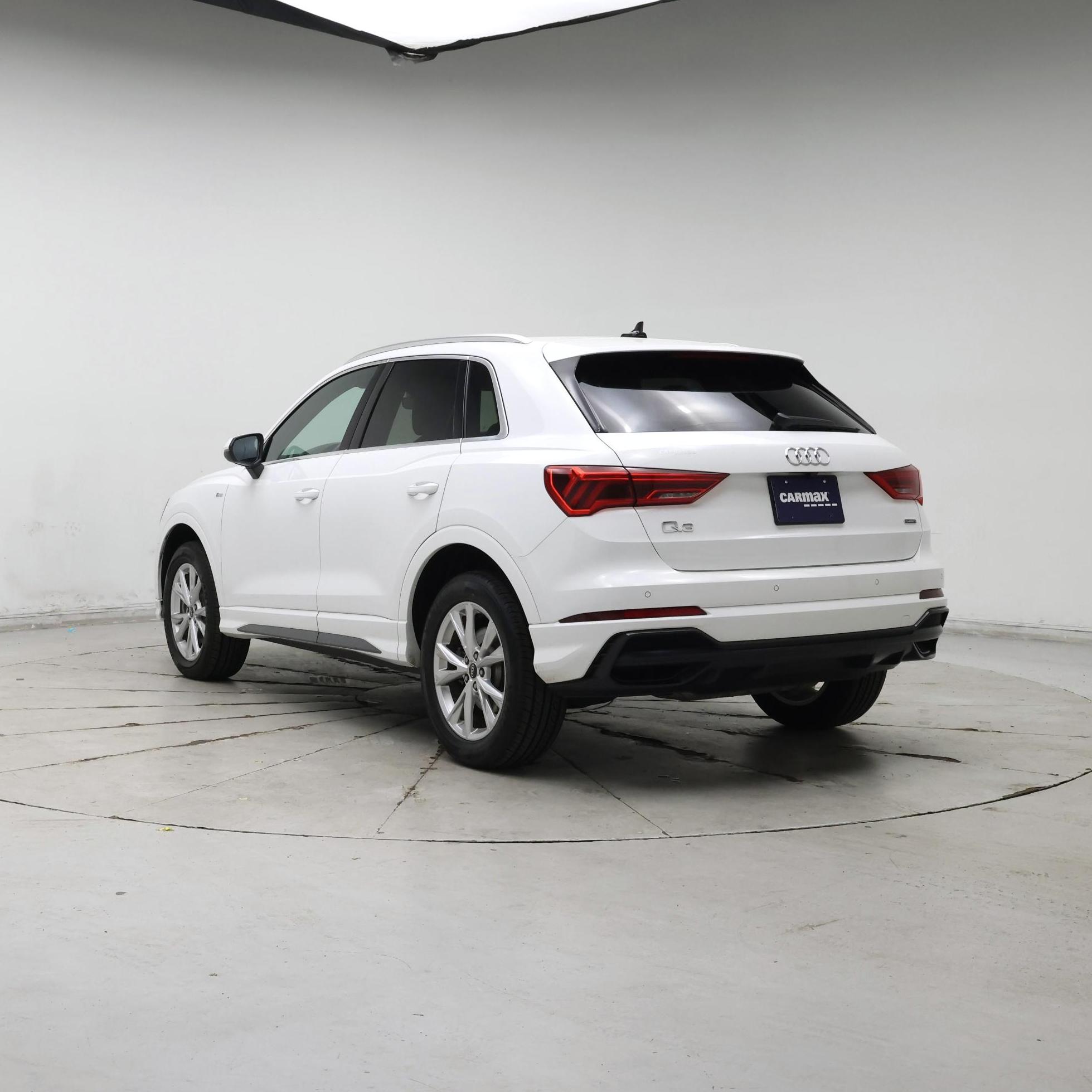 Thumbnail: 2022 Audi Q3 - 2