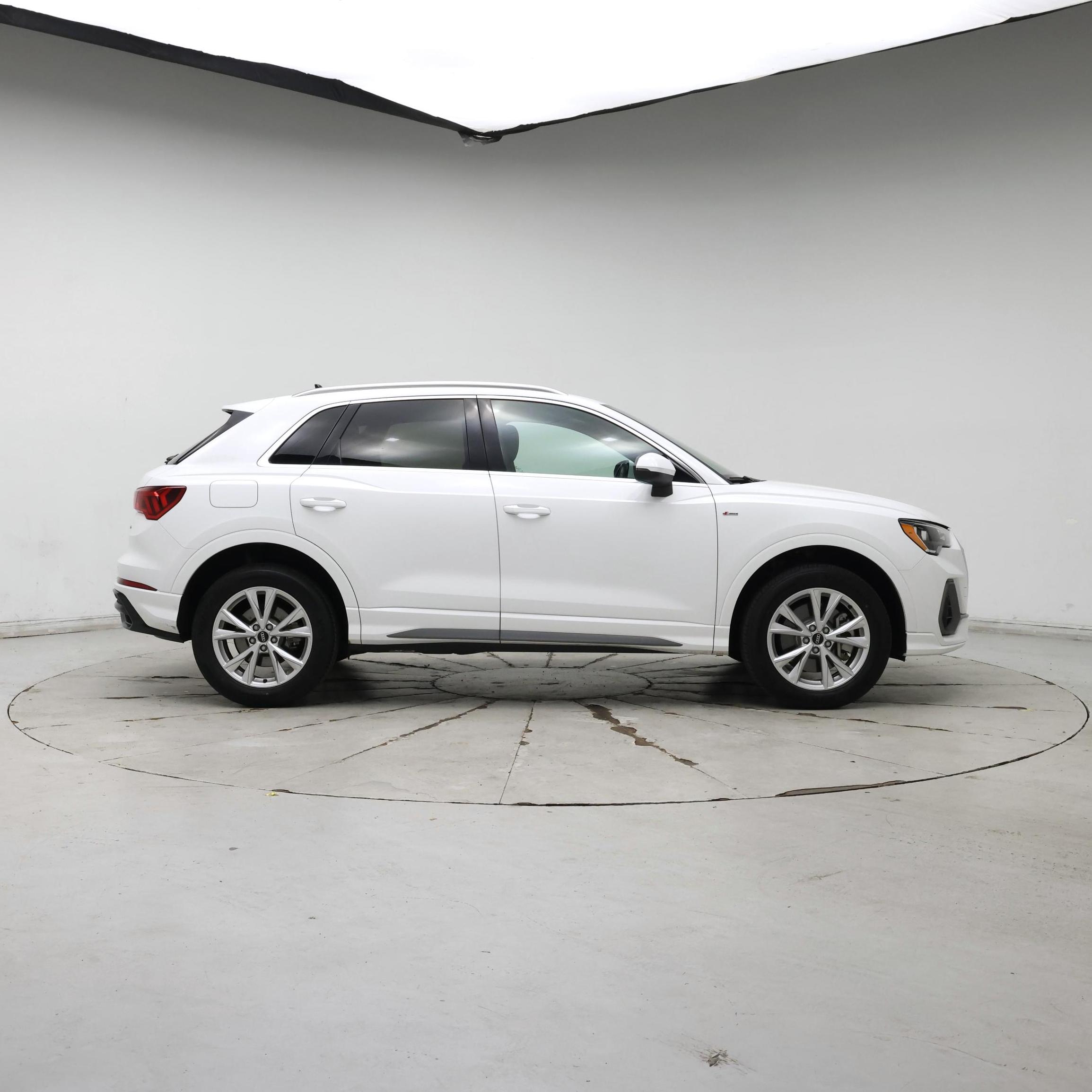 Thumbnail: 2022 Audi Q3 - 7