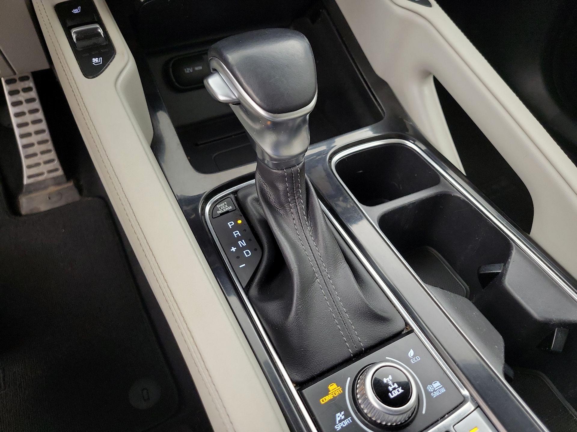 Thumbnail: 2020 Kia Telluride - 18