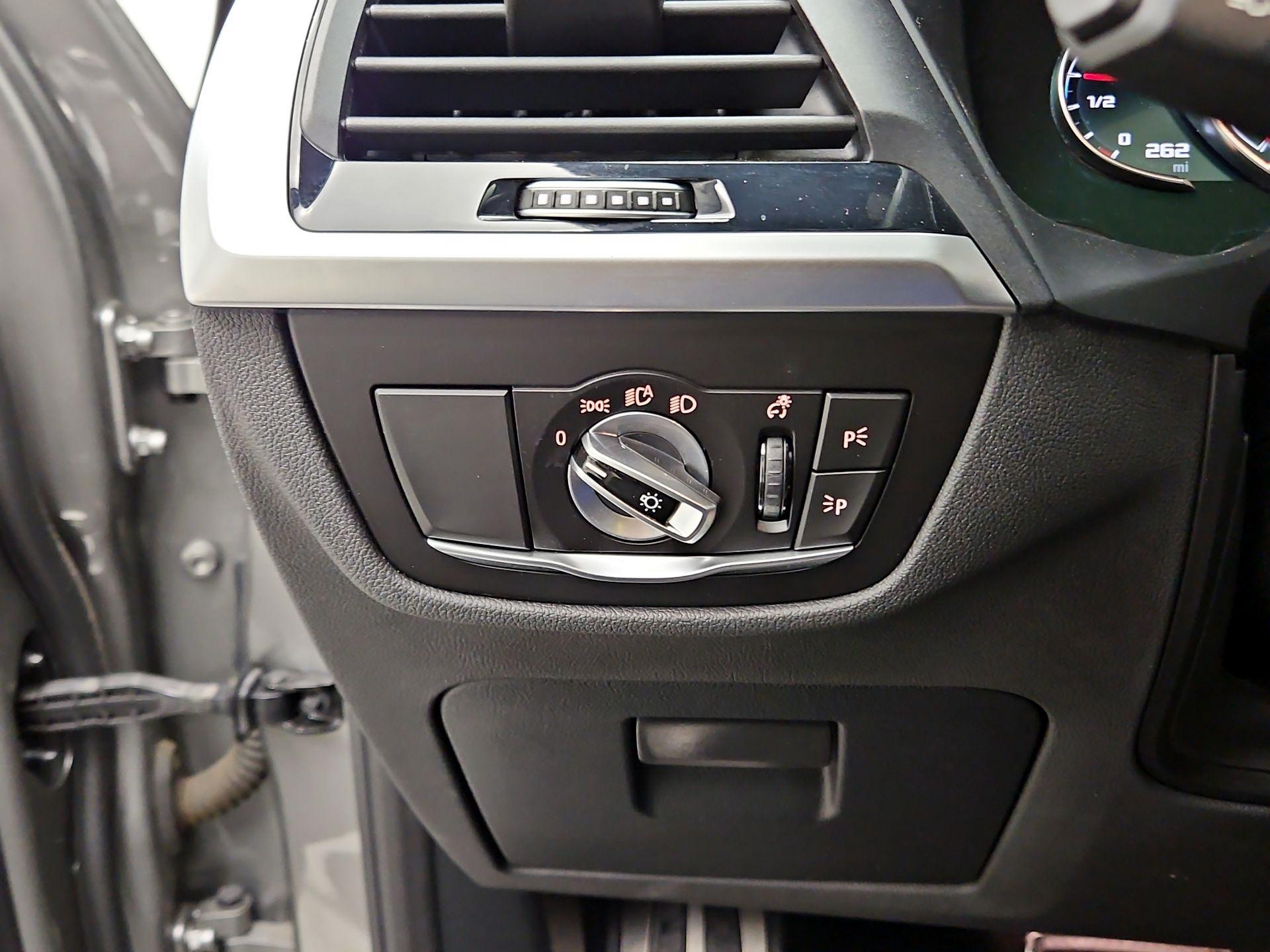 Thumbnail: 2020 BMW X3 - 13