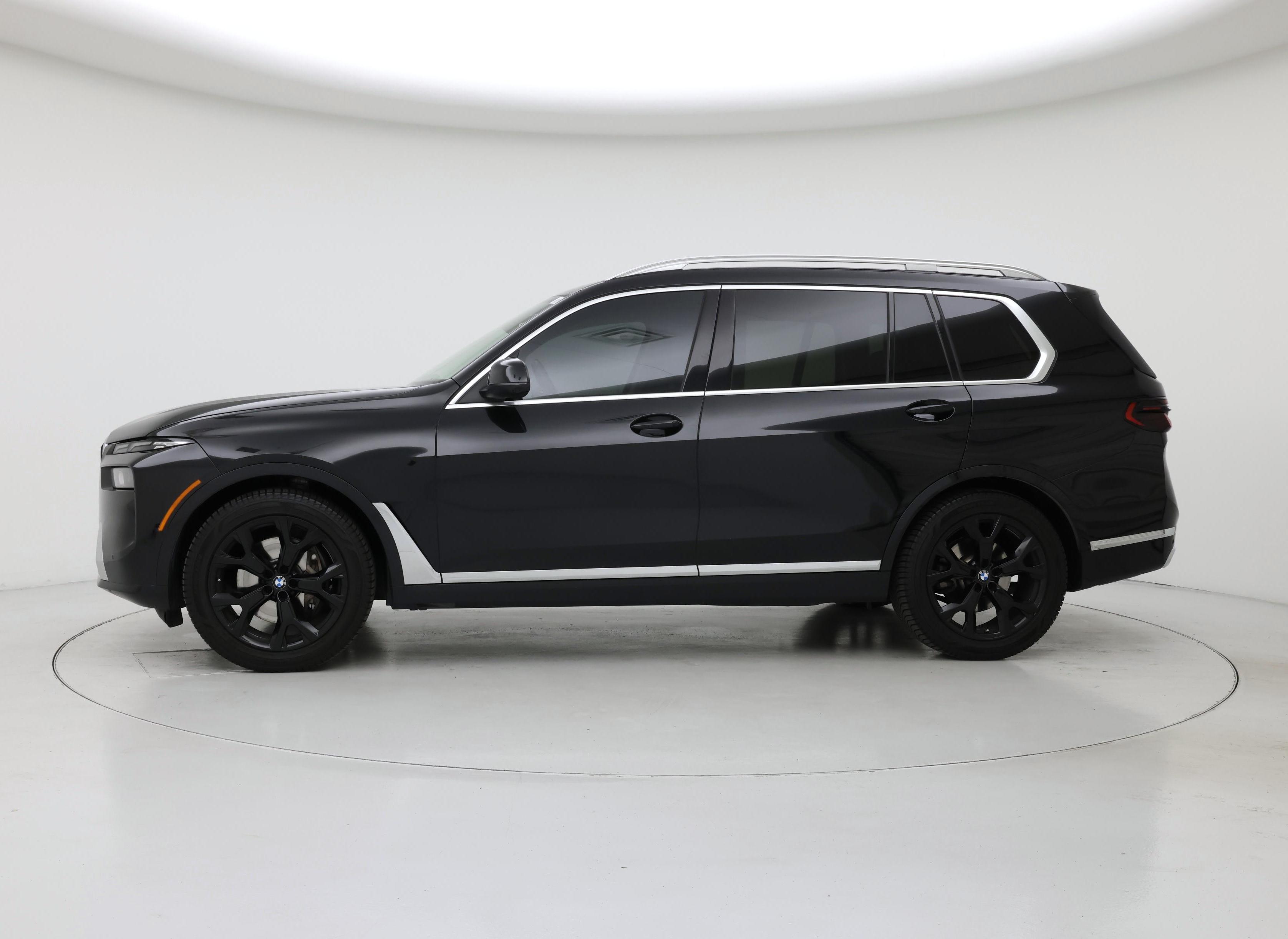 Thumbnail: 2023 BMW X7 - 3