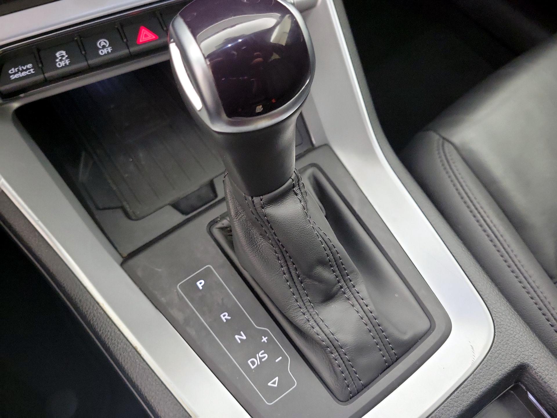 Thumbnail: 2024 Audi Q3 - 18
