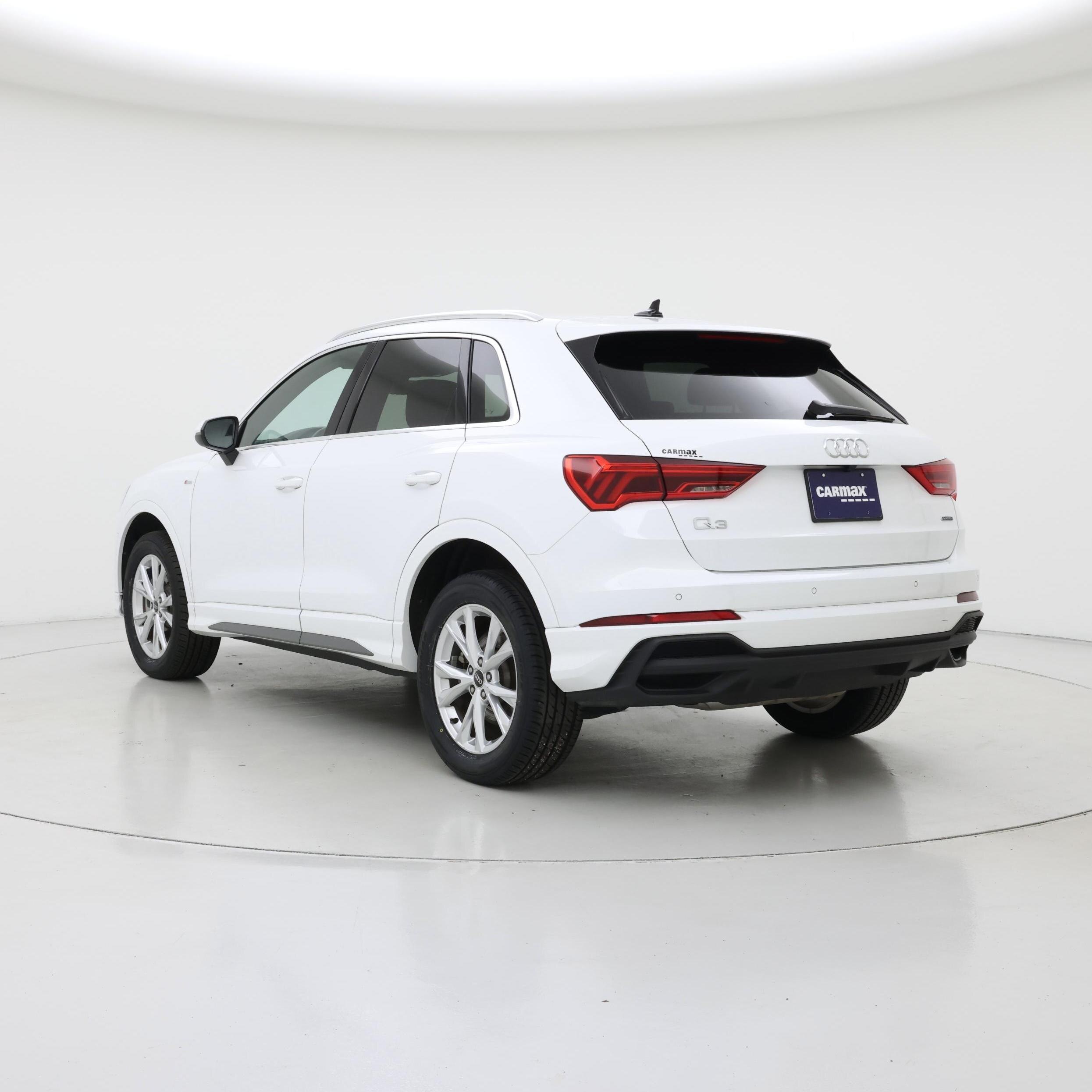 Thumbnail: 2024 Audi Q3 - 2