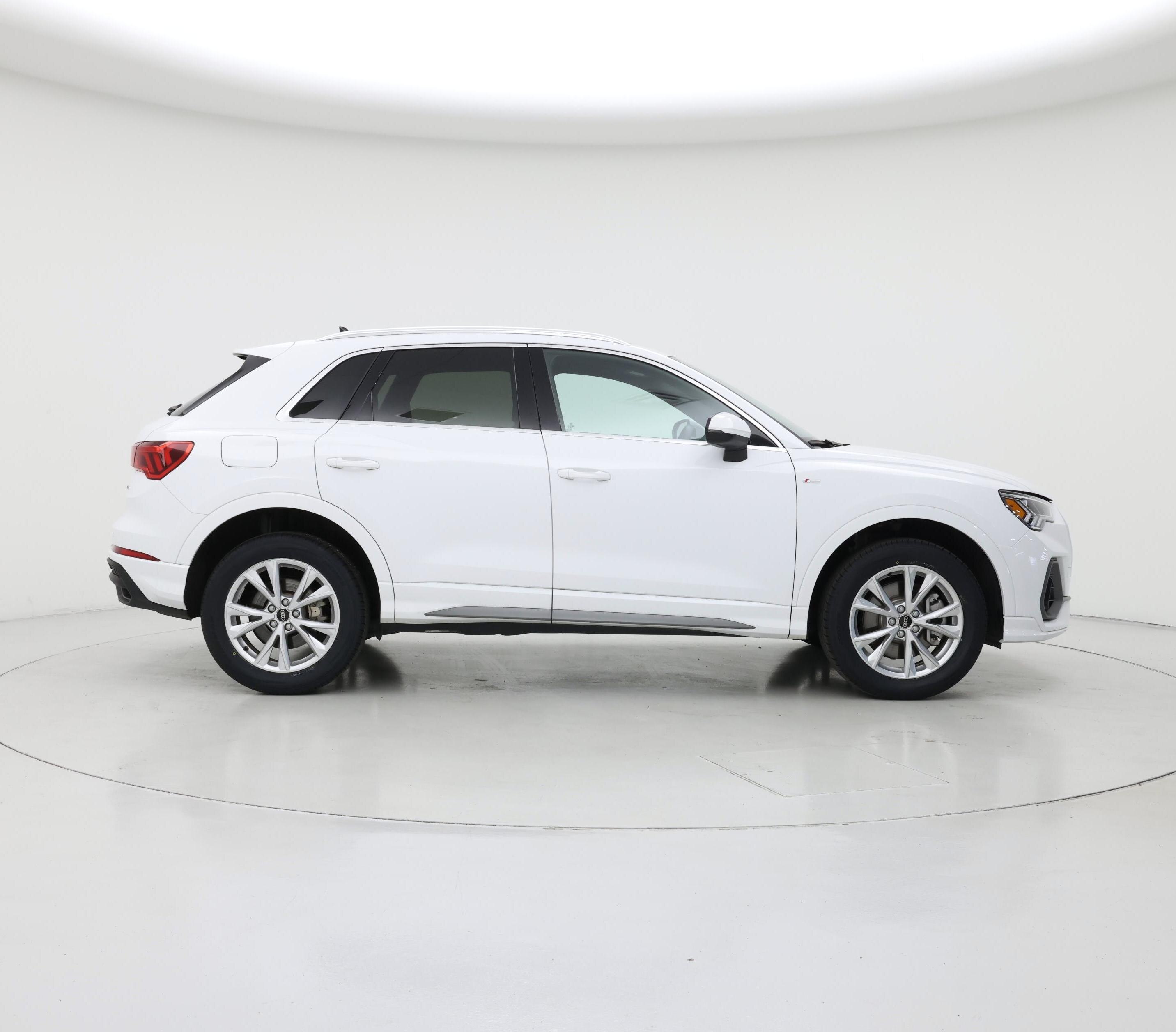 Thumbnail: 2024 Audi Q3 - 7