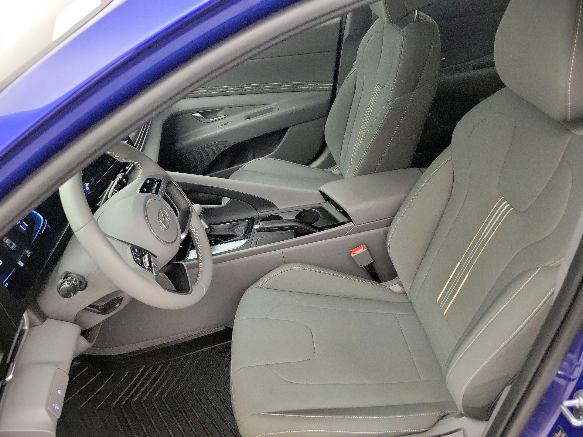 Thumbnail: 2026 Hyundai Elantra - 11