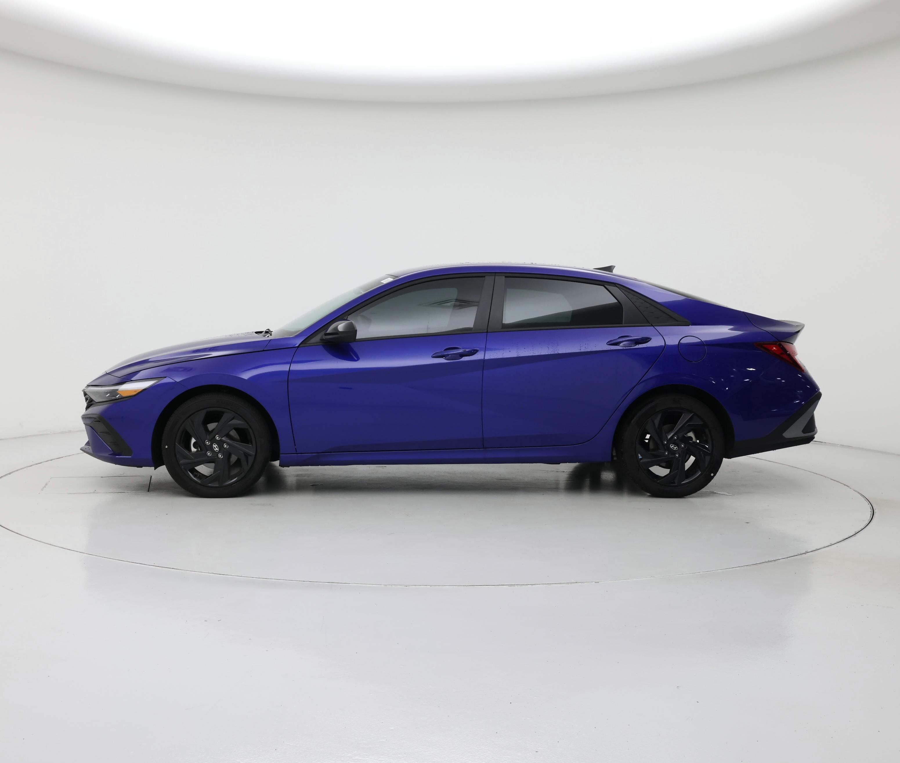 Thumbnail: 2026 Hyundai Elantra - 3