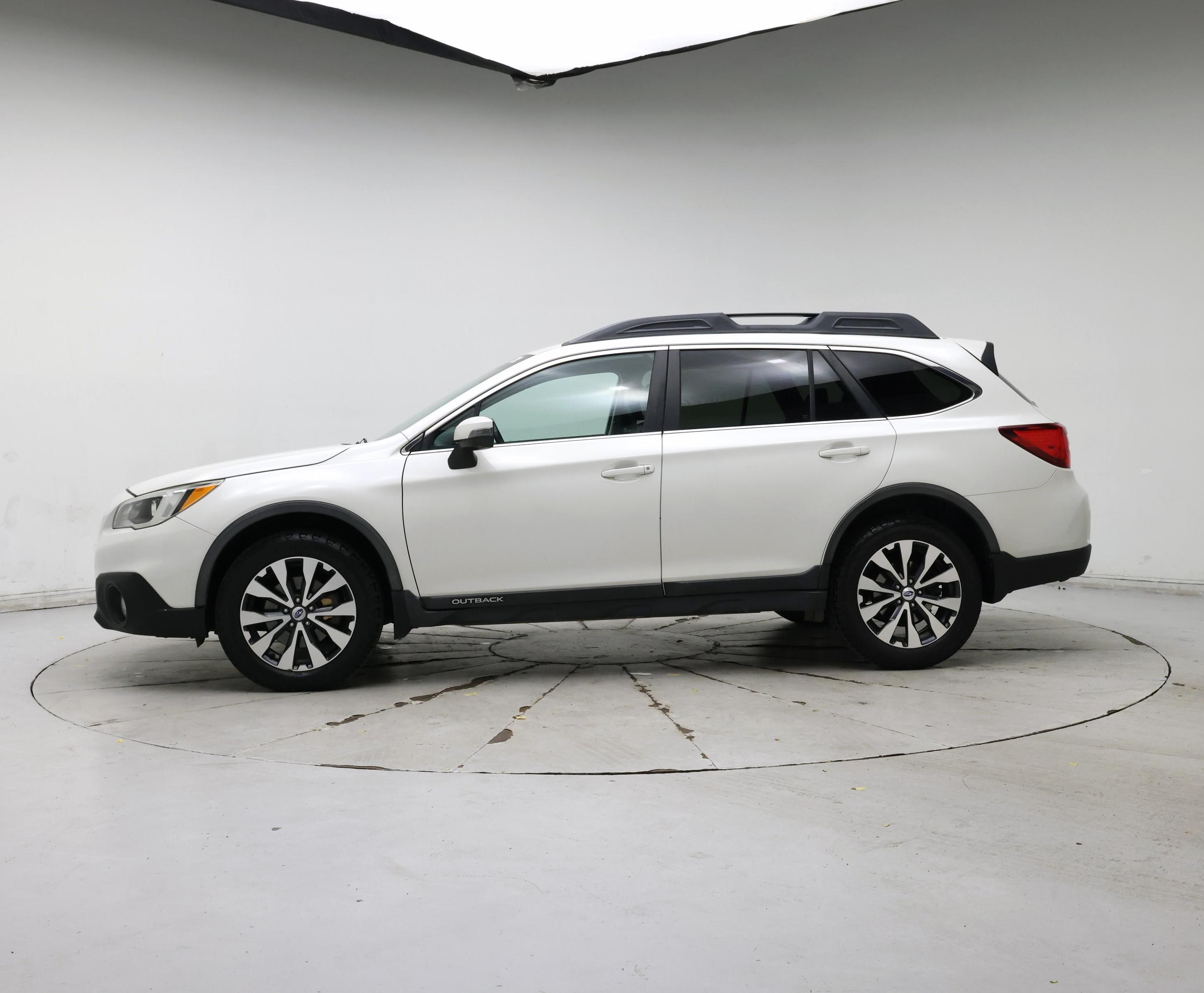 Thumbnail: 2015 Subaru Outback - 3