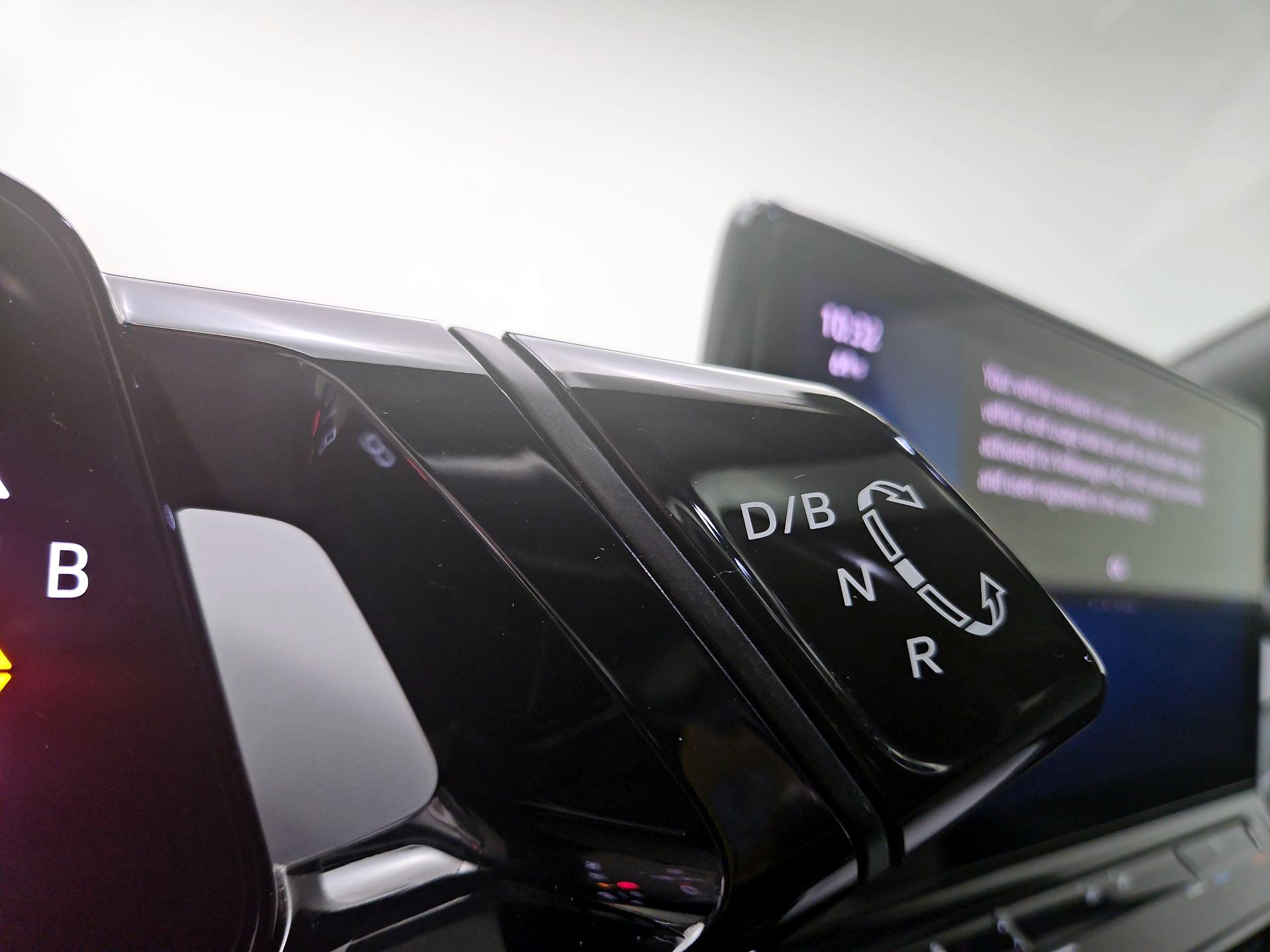 Thumbnail: 2021 Volkswagen ID.4 - 18