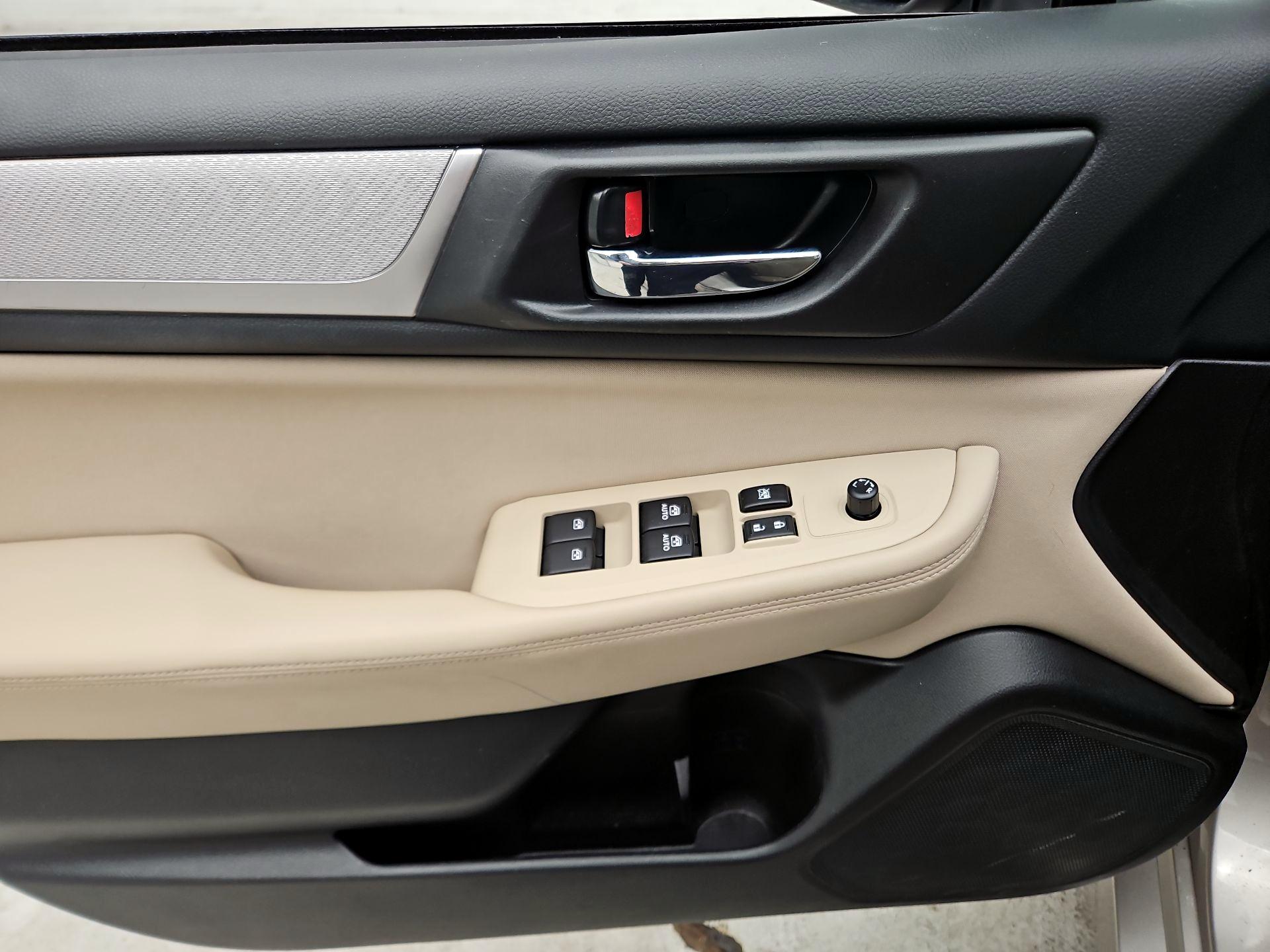 Thumbnail: 2015 Subaru Legacy - 12