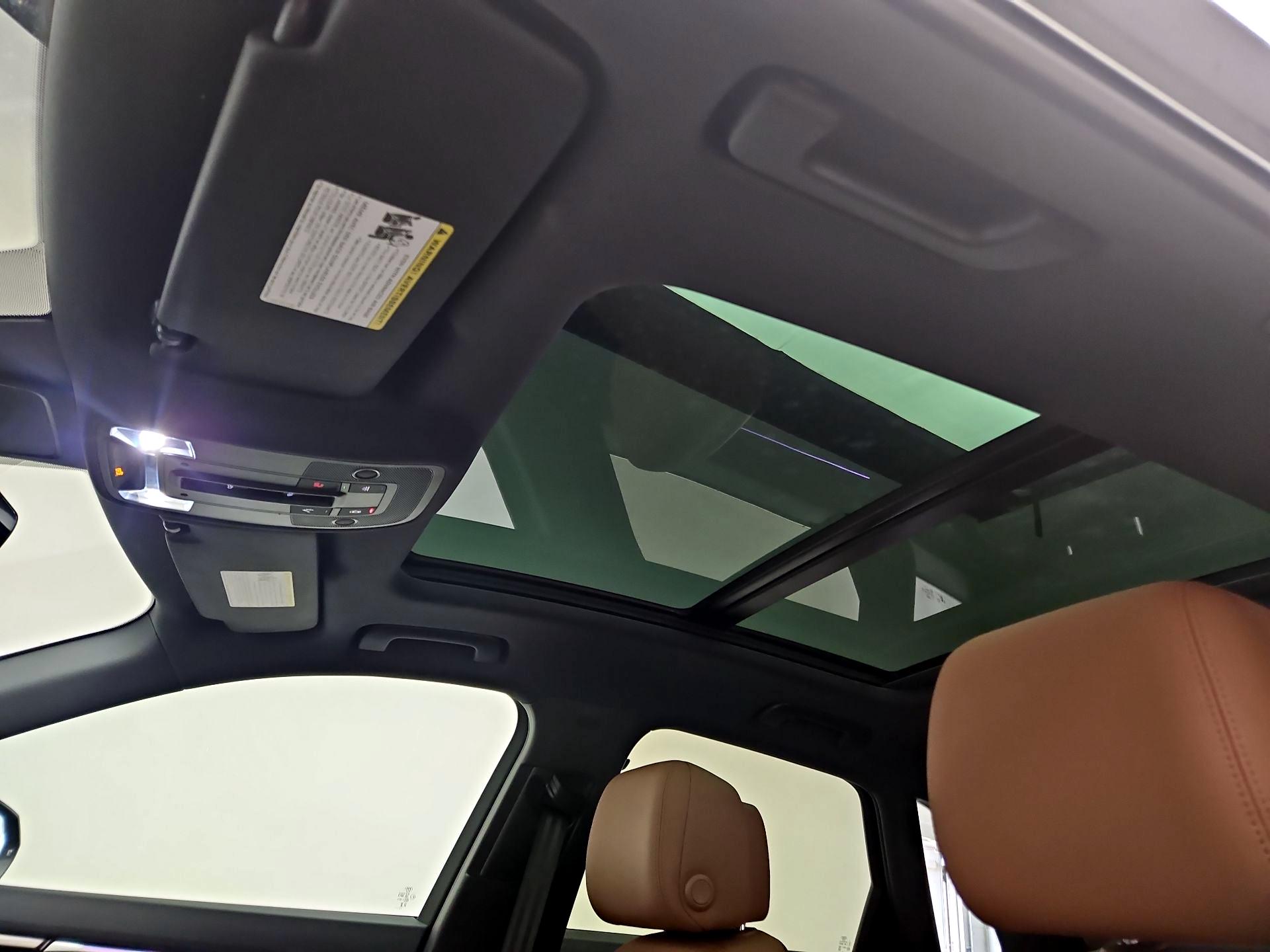 Thumbnail: 2024 Audi Q3 - 19