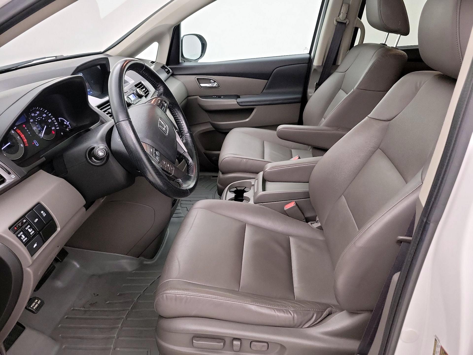 Thumbnail: 2014 Honda Odyssey - 11