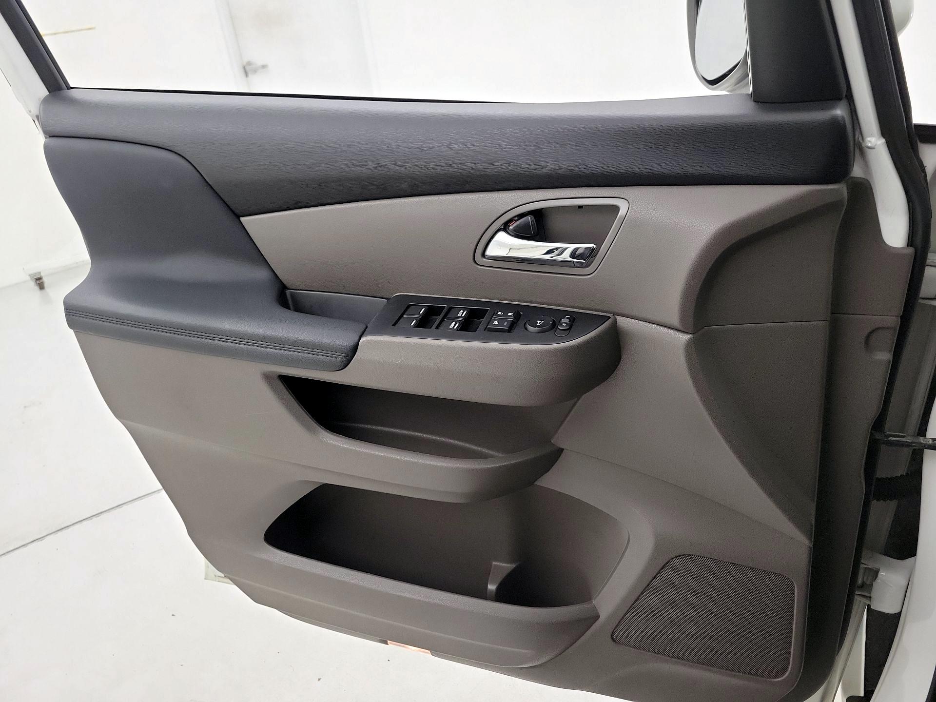 Thumbnail: 2014 Honda Odyssey - 12