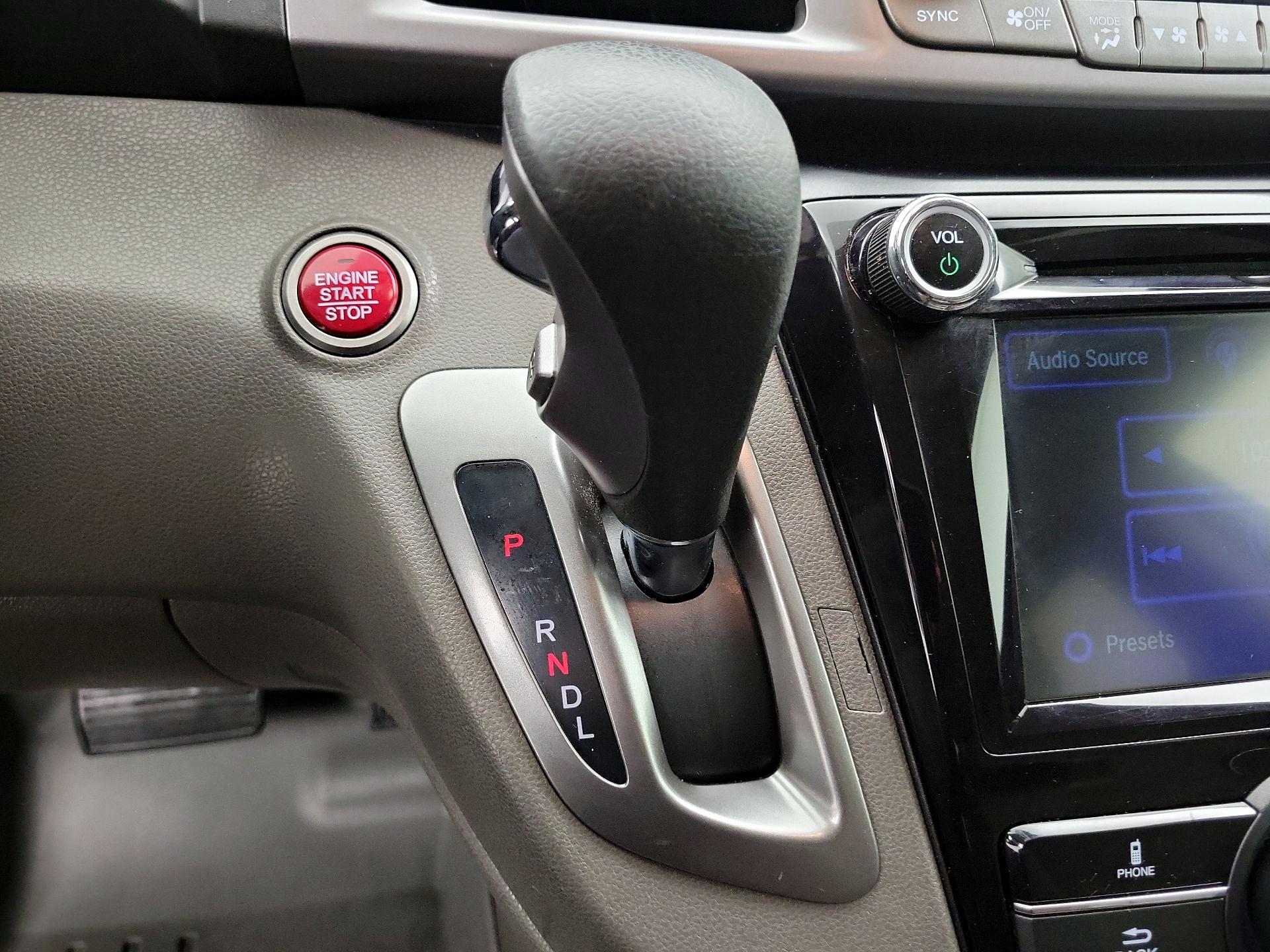Thumbnail: 2014 Honda Odyssey - 17
