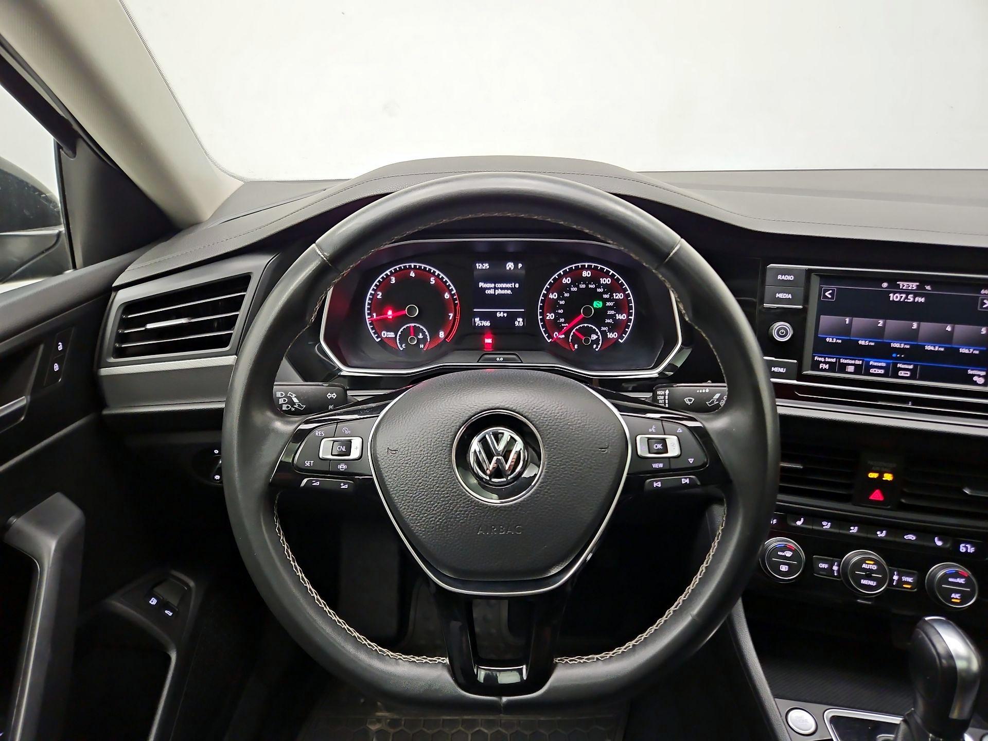 Thumbnail: 2021 Volkswagen Jetta - 10