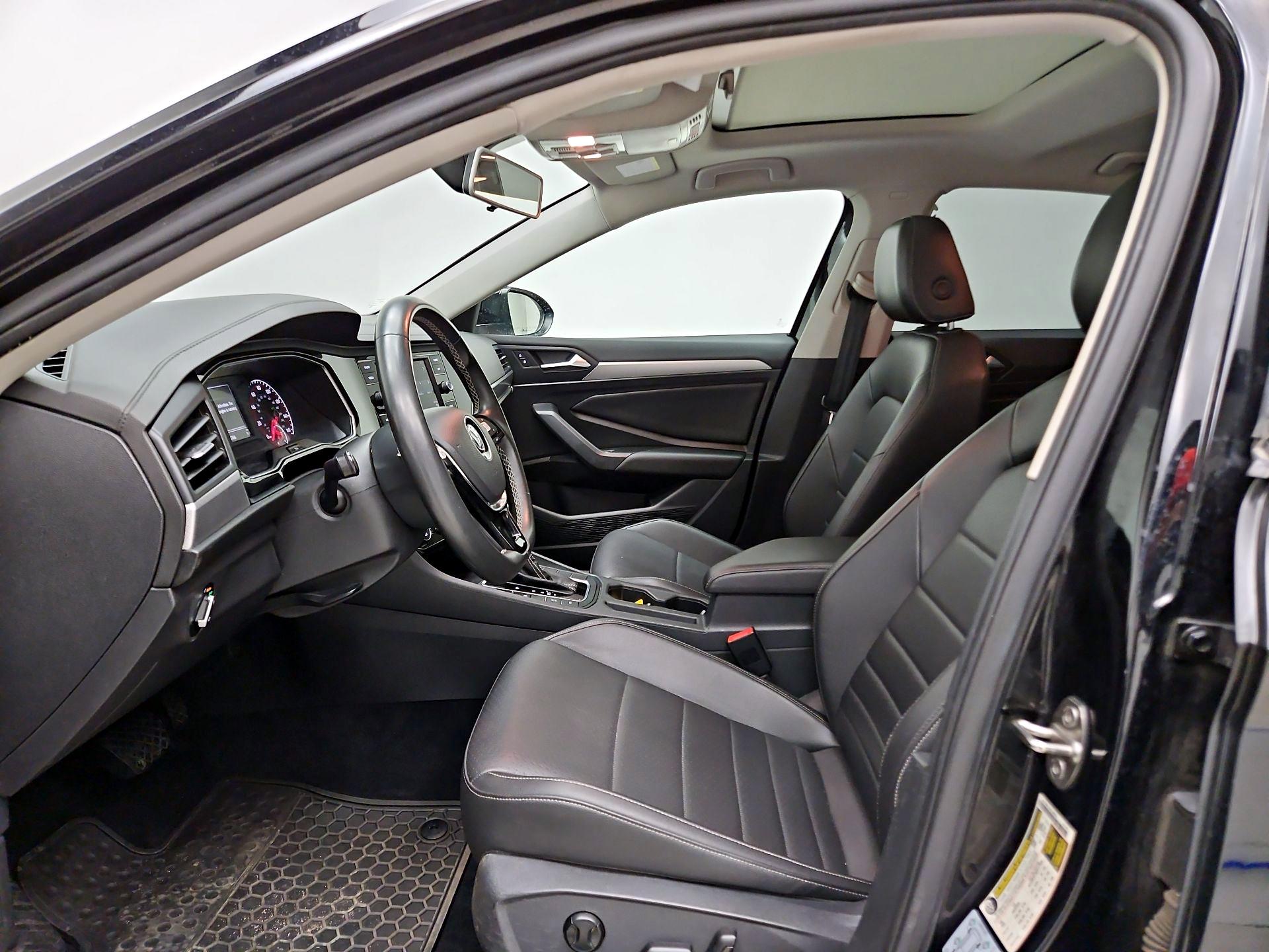 Thumbnail: 2021 Volkswagen Jetta - 11
