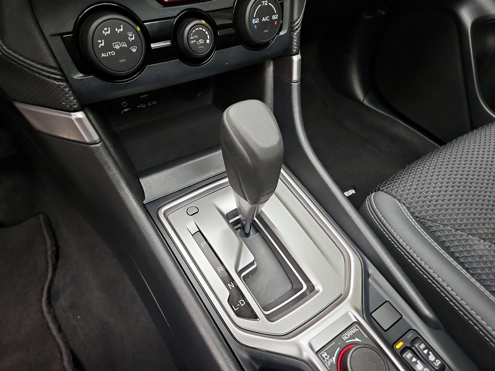 2023 Subaru Forester Premium - Photo 18