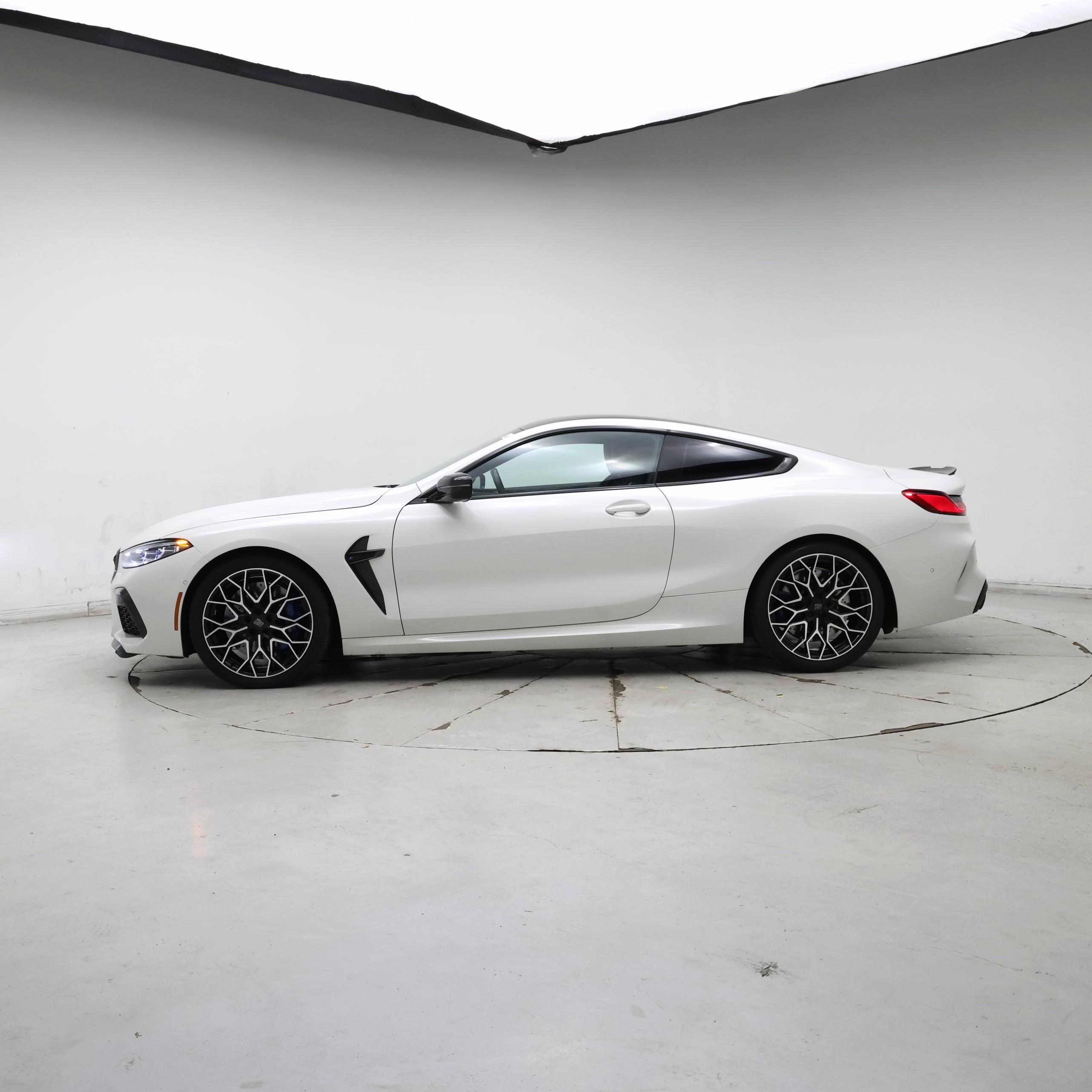 Thumbnail: 2020 BMW M8 - 3