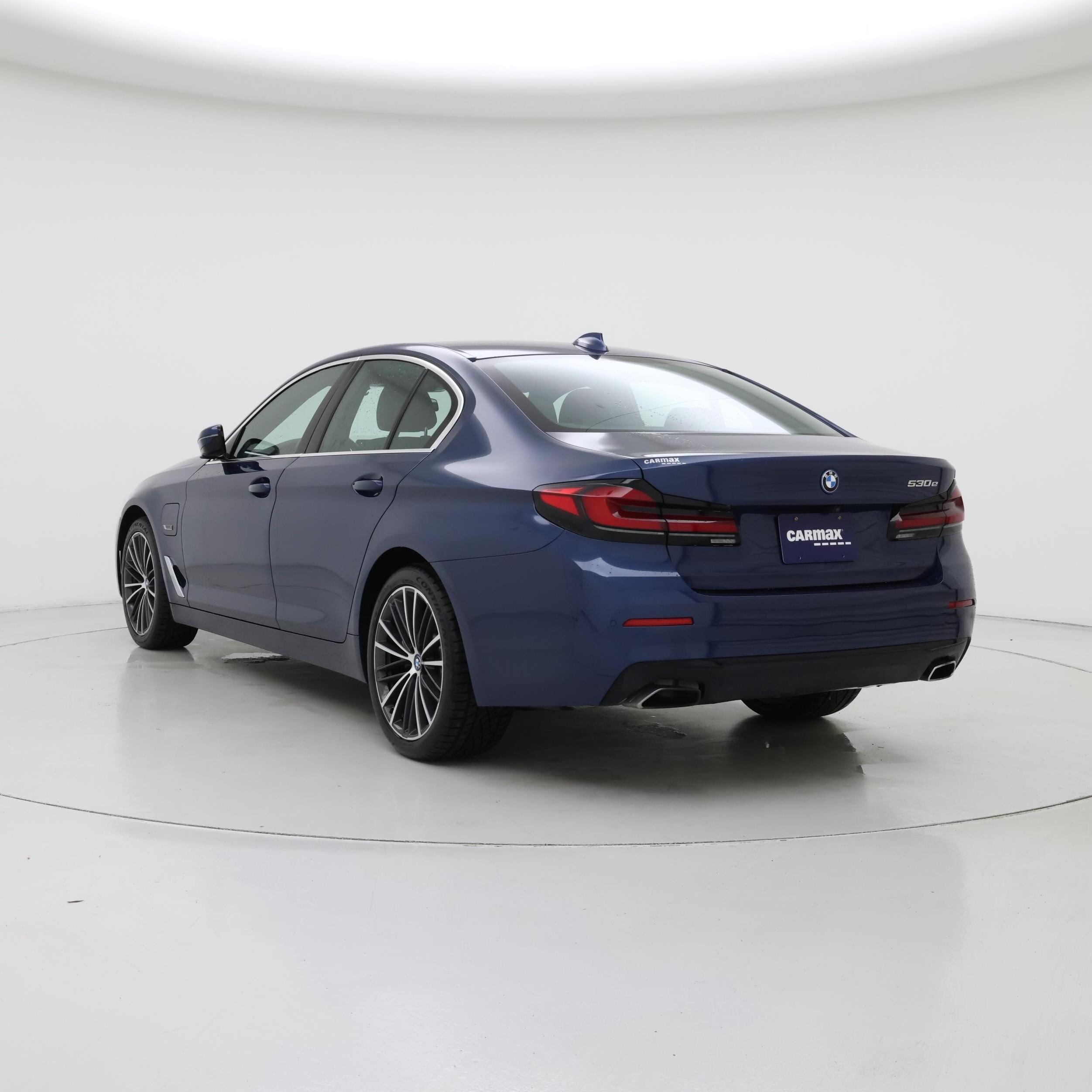 Thumbnail: 2023 BMW 5 Series - 2
