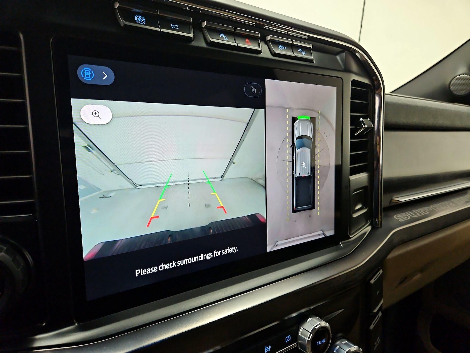 2023 Ford F-350 Super Duty Lariat - Photo 14