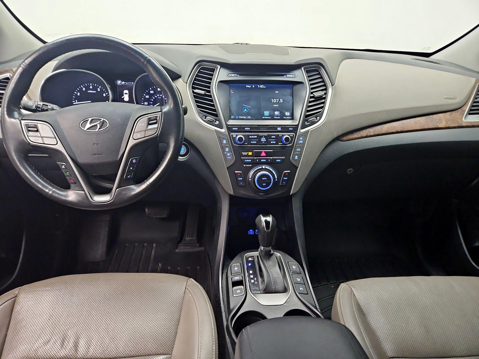 Thumbnail: 2017 Hyundai Santa Fe - 9