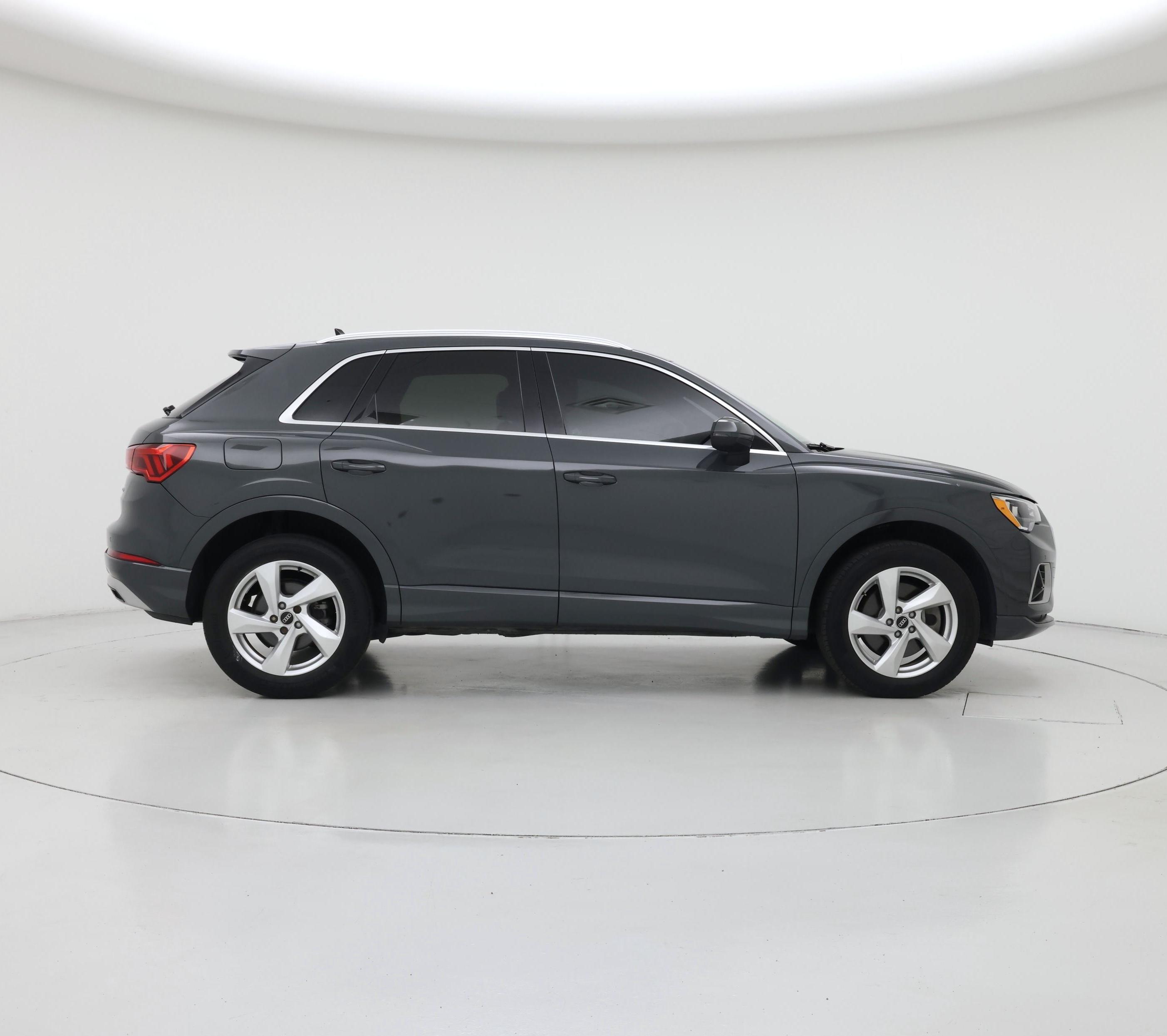 Thumbnail: 2022 Audi Q3 - 7