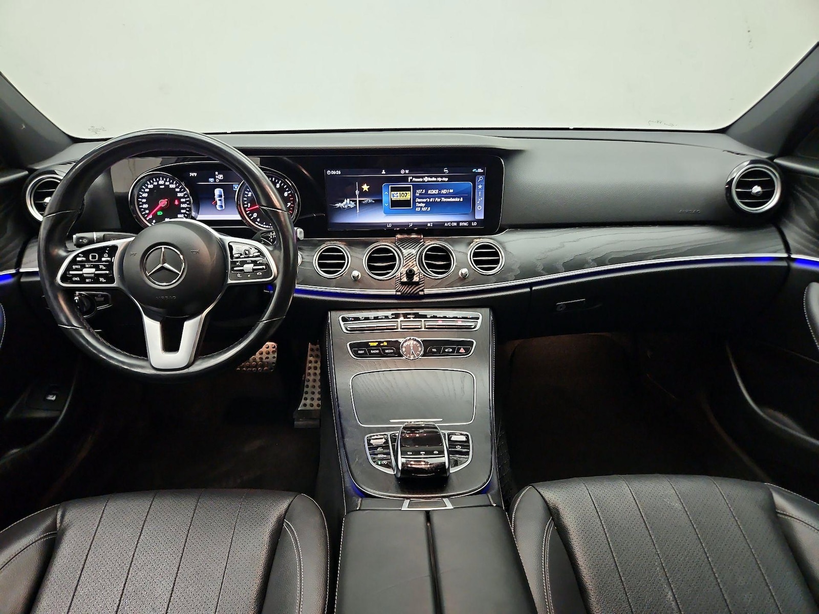2019 Mercedes-Benz E-Class E300 - Photo 10