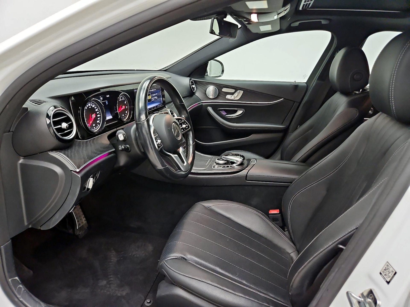 2019 Mercedes-Benz E-Class E300 - Photo 12
