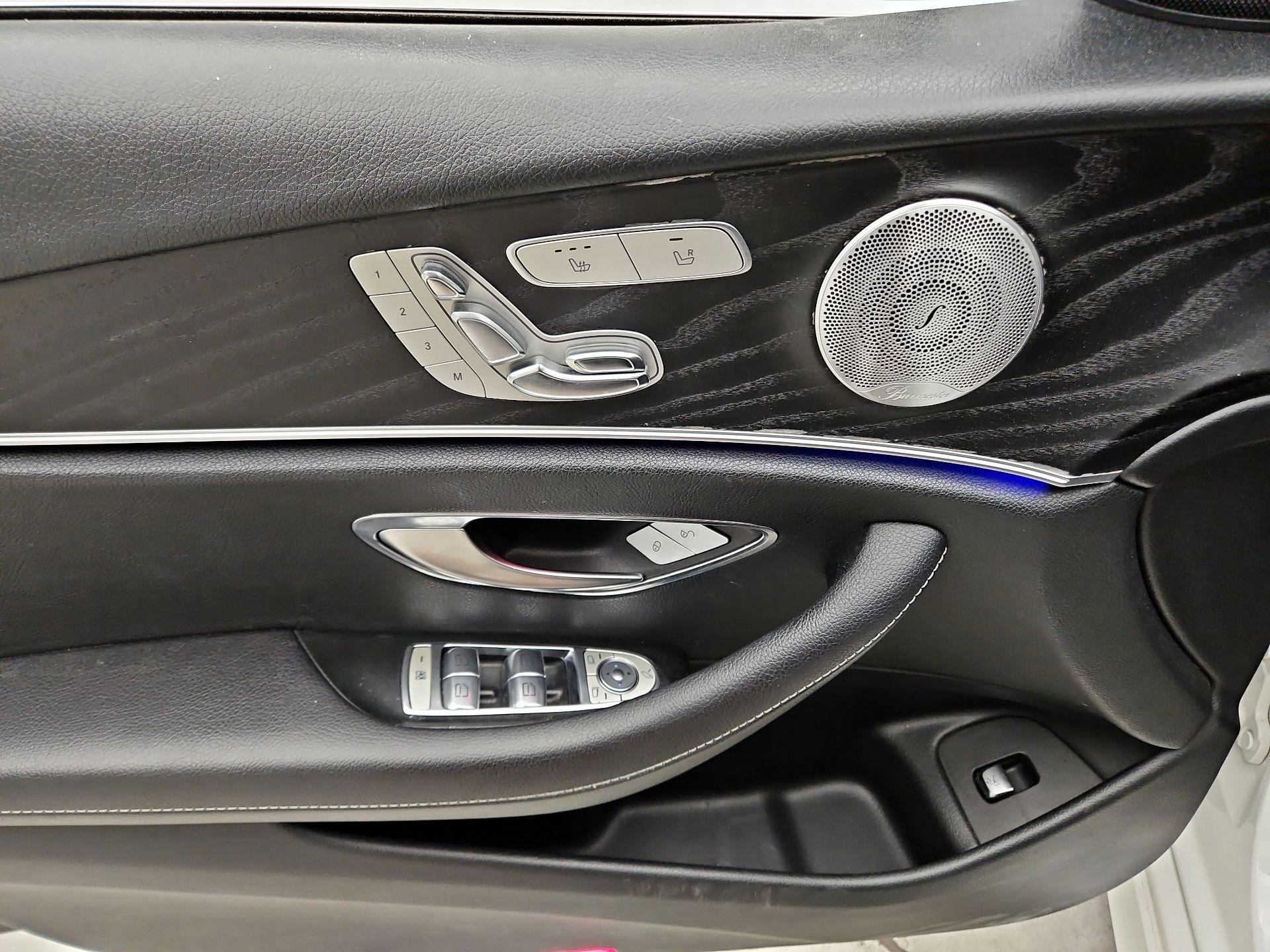 Thumbnail: 2019 Mercedes-Benz E-Class - 12