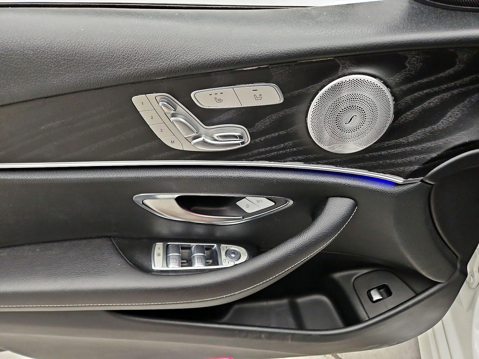 2019 Mercedes-Benz E-Class E300 - Photo 13