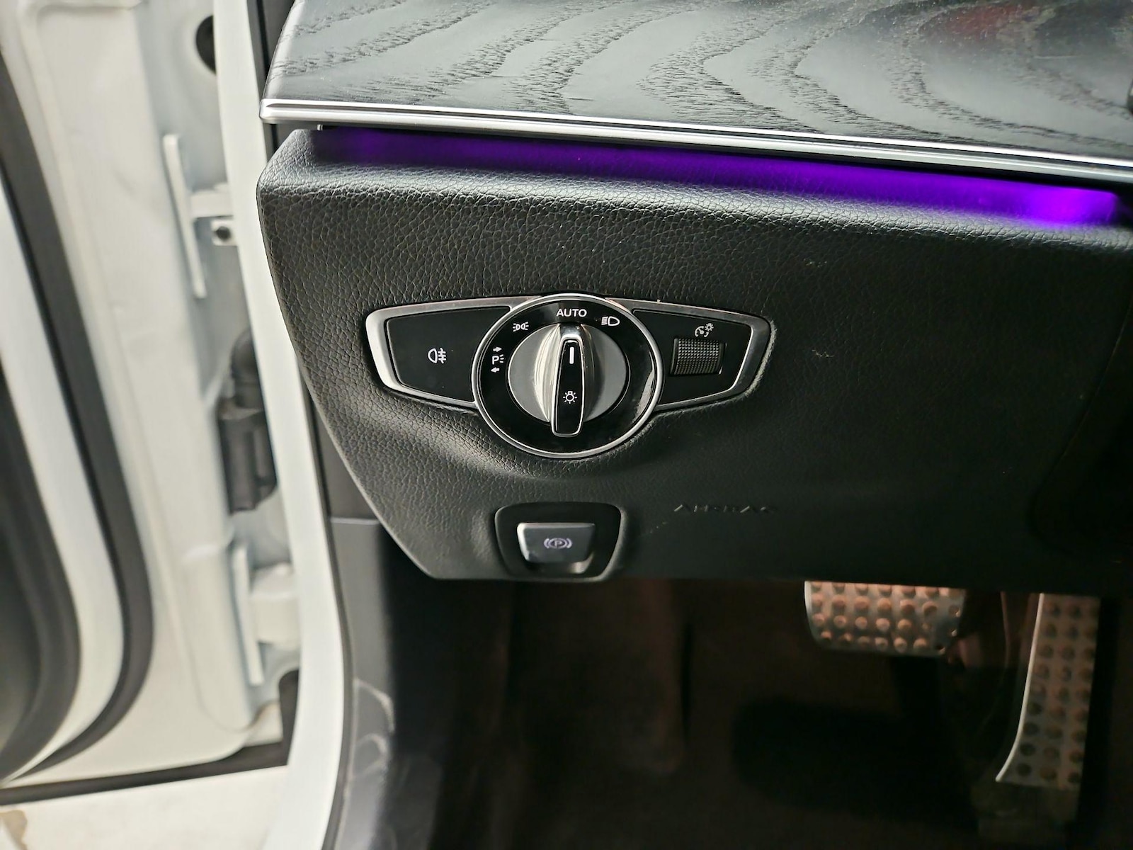 2019 Mercedes-Benz E-Class E300 - Photo 14
