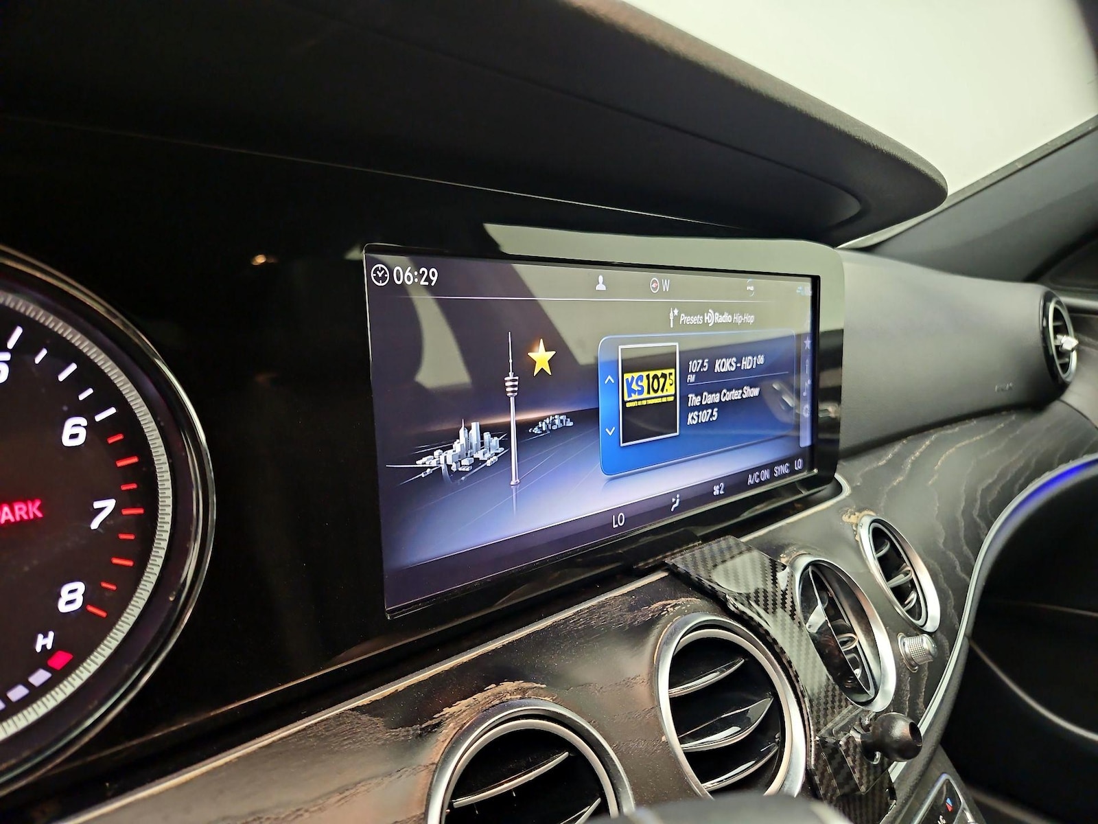 2019 Mercedes-Benz E-Class E300 - Photo 17